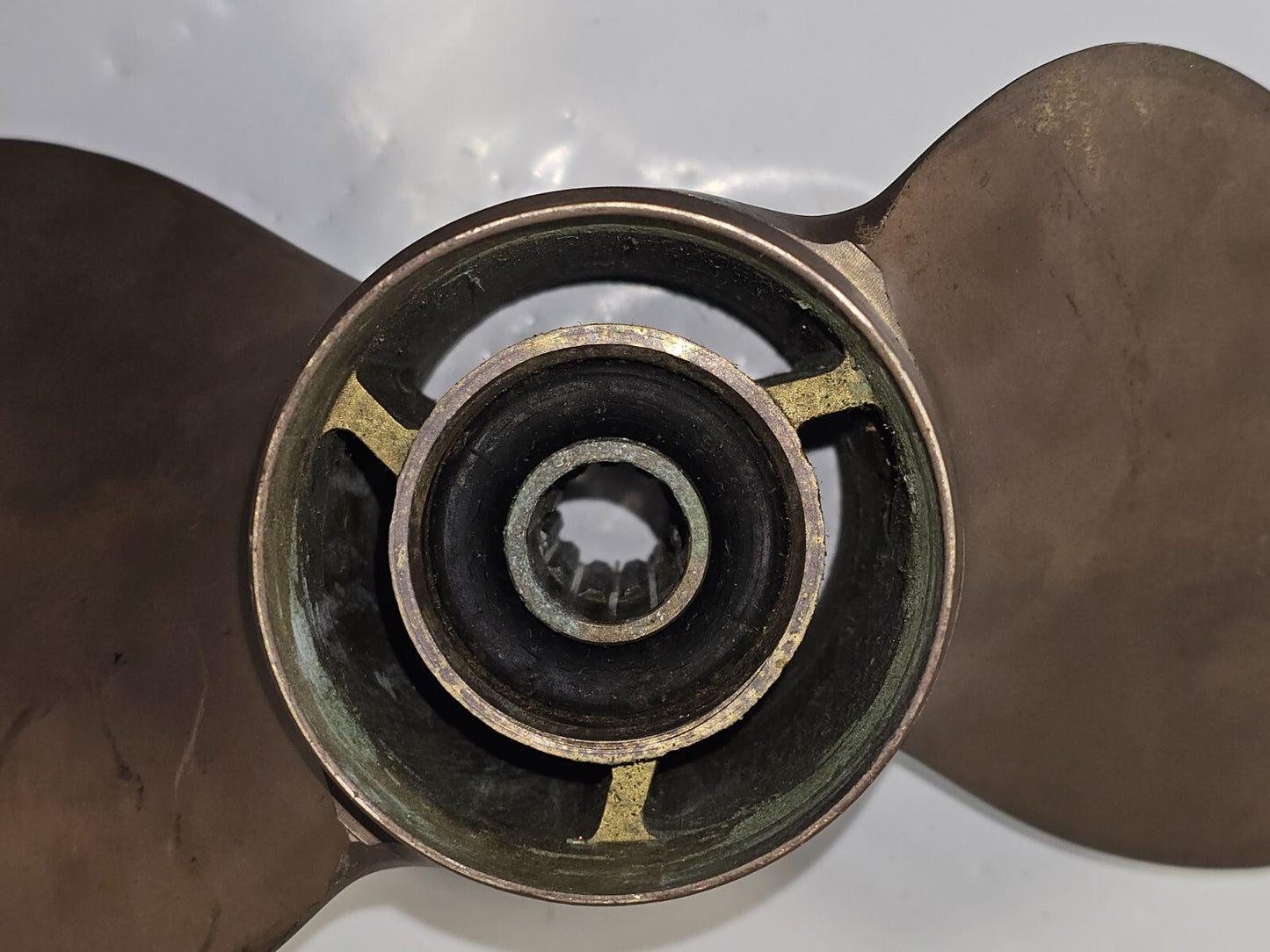 Brass propeller for Mercury outboard motor, 2 blade 48-32188a1-11