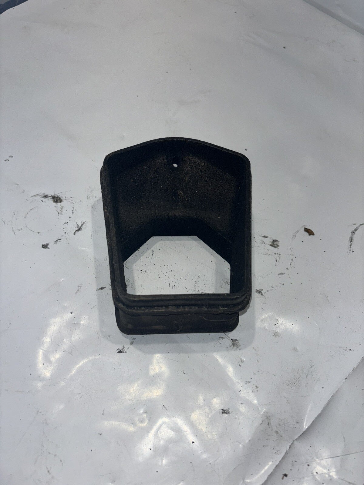 JOHNSHON OMC Exhaust Housing 327796
