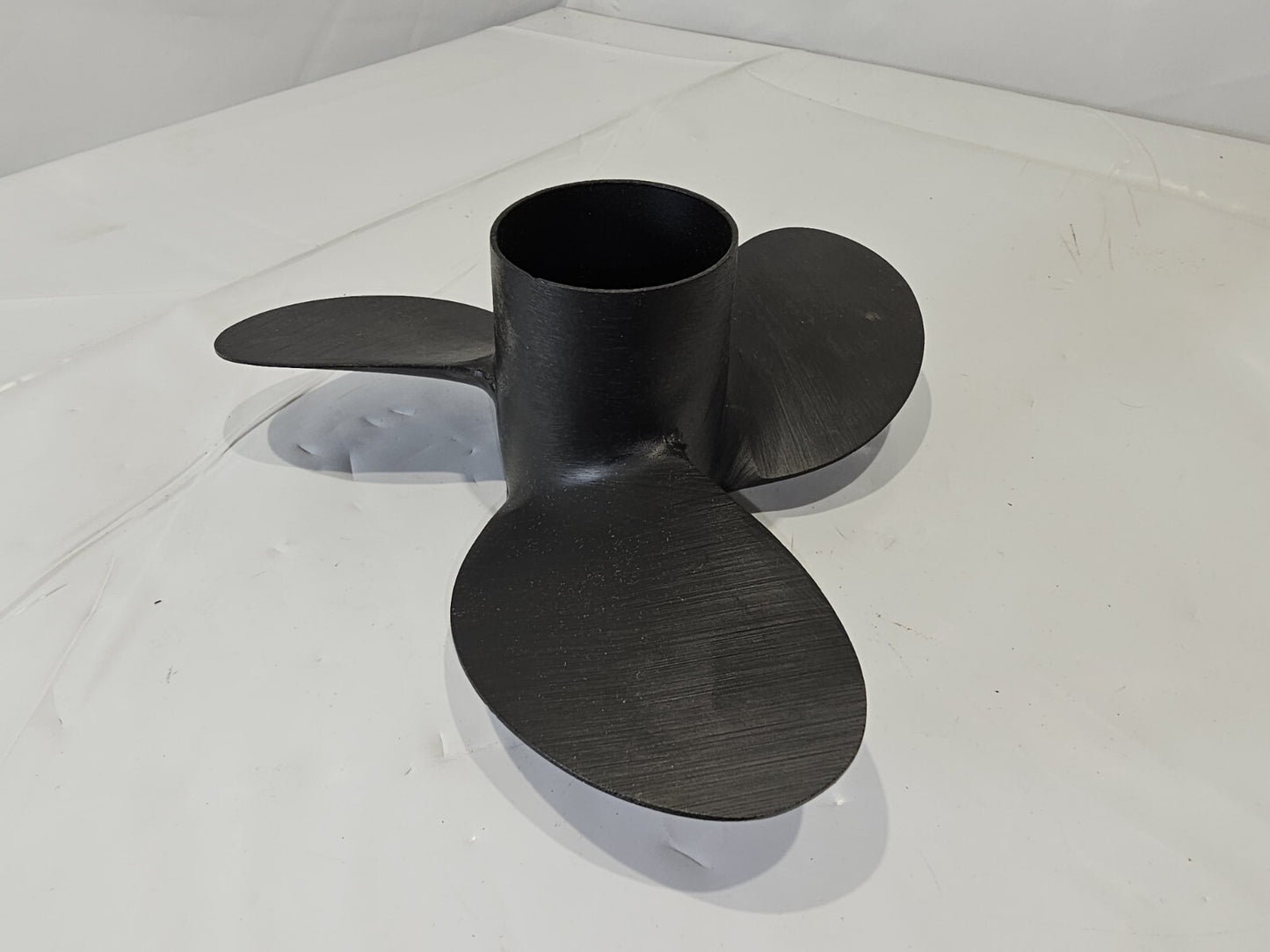 QUICKSILVER PROP 48-47944A   8 7/8" dia  5" PITCH