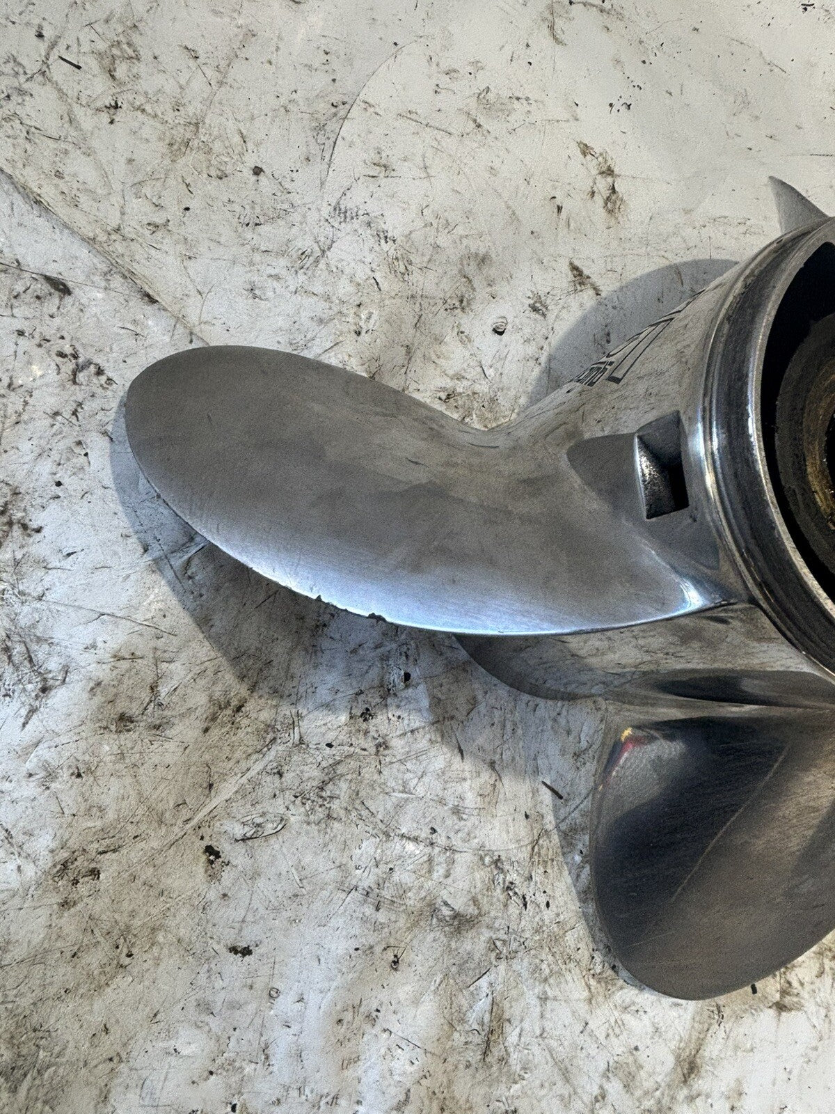 13 3/4" X 25P QUICKSILVER LASER 2 SS PROP, 48-16550-25, MERCURY 4.75", P8140