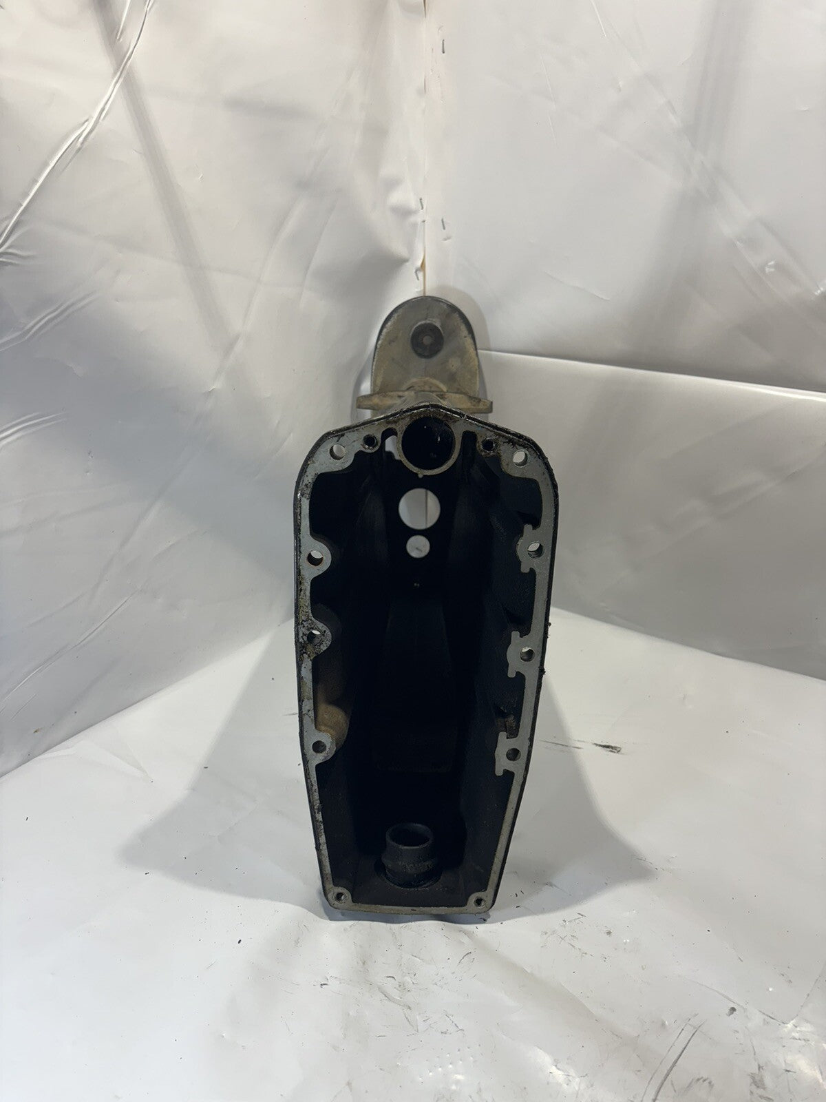 Evinrude Johnson Outer Exhaust Housing 0332427