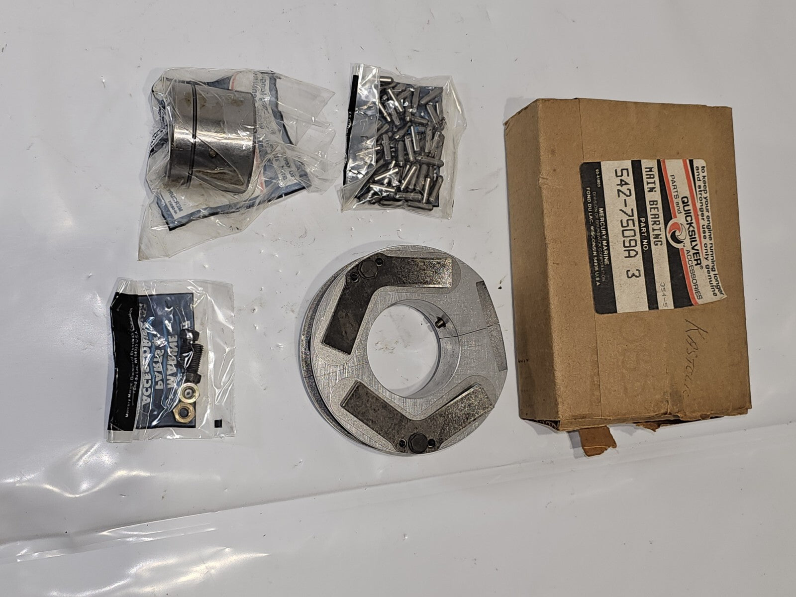 Mercury Quicksilver 542-7509A 3 Main Bearing OEM New Factory Boat Parts