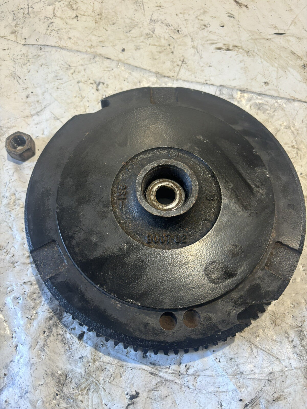 Mercury 50 55 60 hp Outboard 3-Cyl Motor Electric Start Flywheel 9008A50 9007-C2