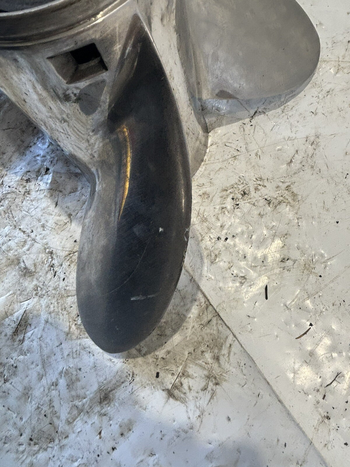 13 3/4" X 25P QUICKSILVER LASER 2 SS PROP, 48-16550-25, MERCURY 4.75", P8140