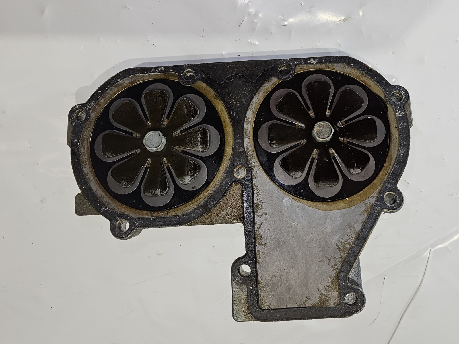 Yamaha Outboard Intake Manifold 25hp 648-13641-01-94  648-13641-02-1S with reeds