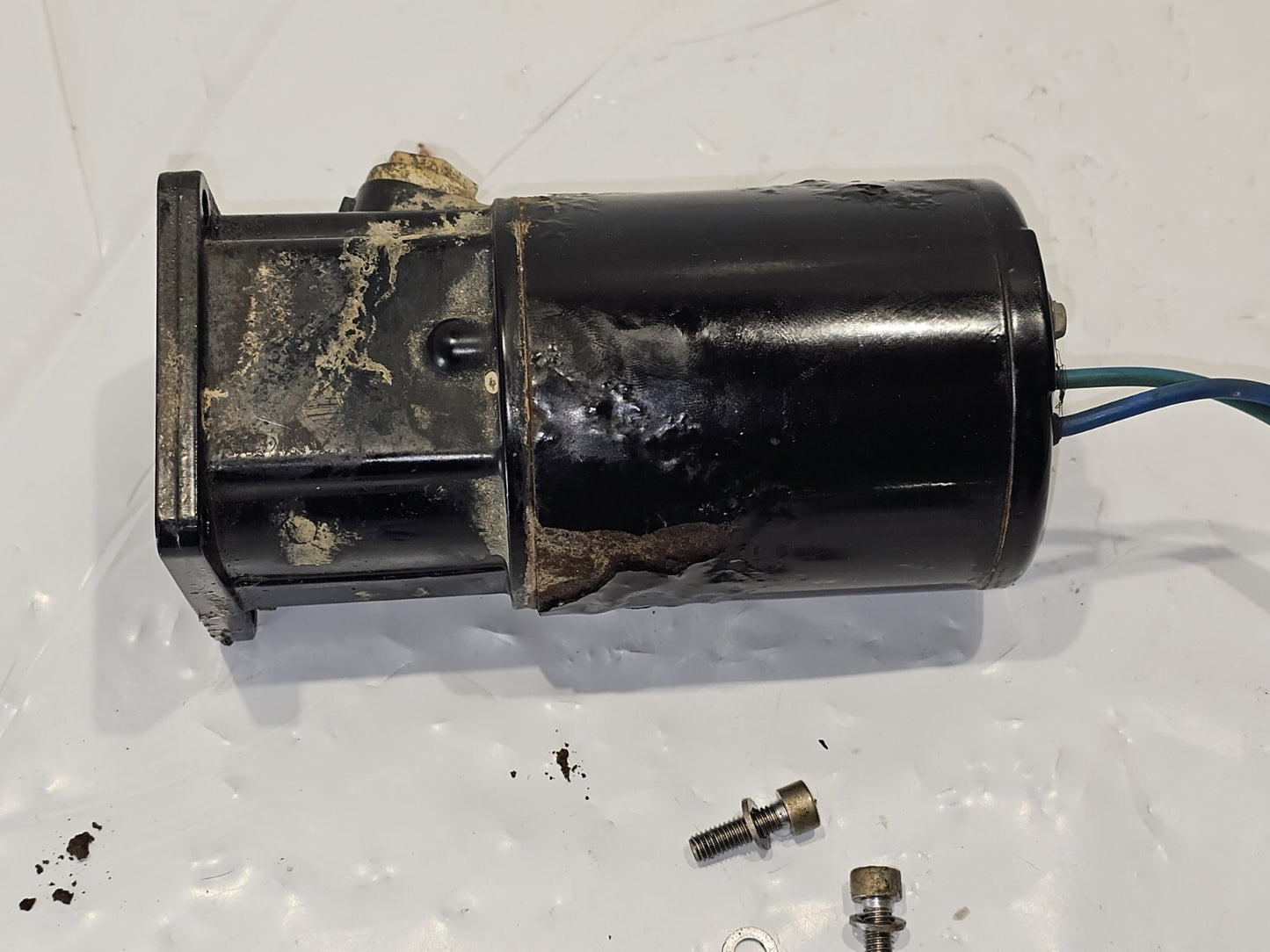 POWER TRIM MOTOR MERCURY 826729A10