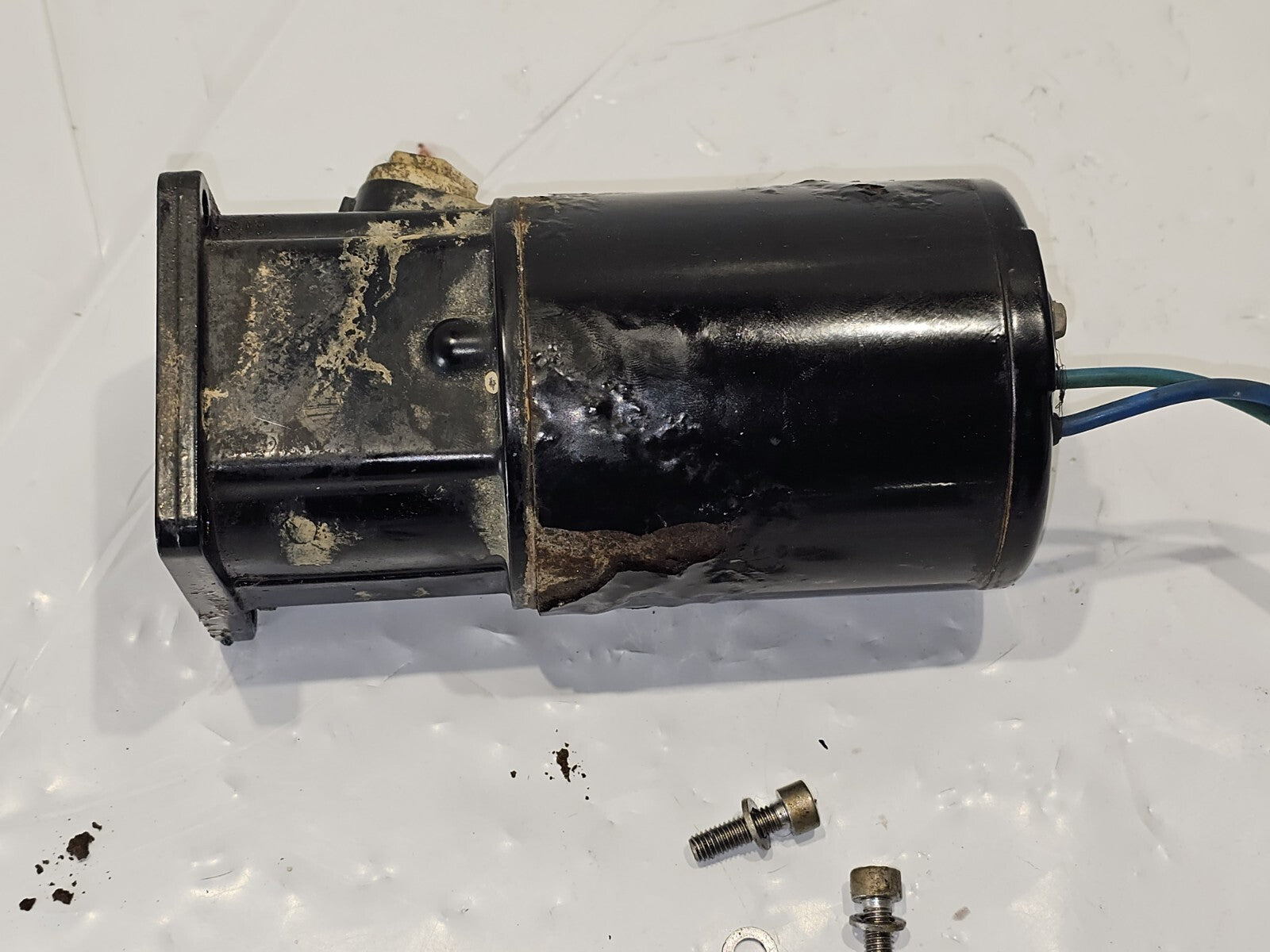 POWER TRIM MOTOR MERCURY 826729A10