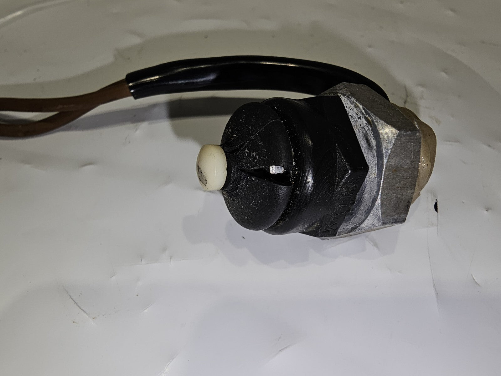 Yamaha Stop Switch Assembly 6E9-82575-02