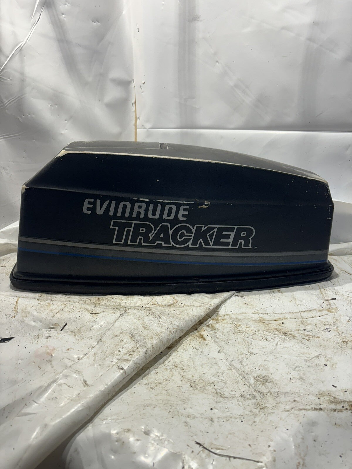 Evinrude Tracker 434556 Motor/Engine Cover/Cowl/Hood/Shroud - Used