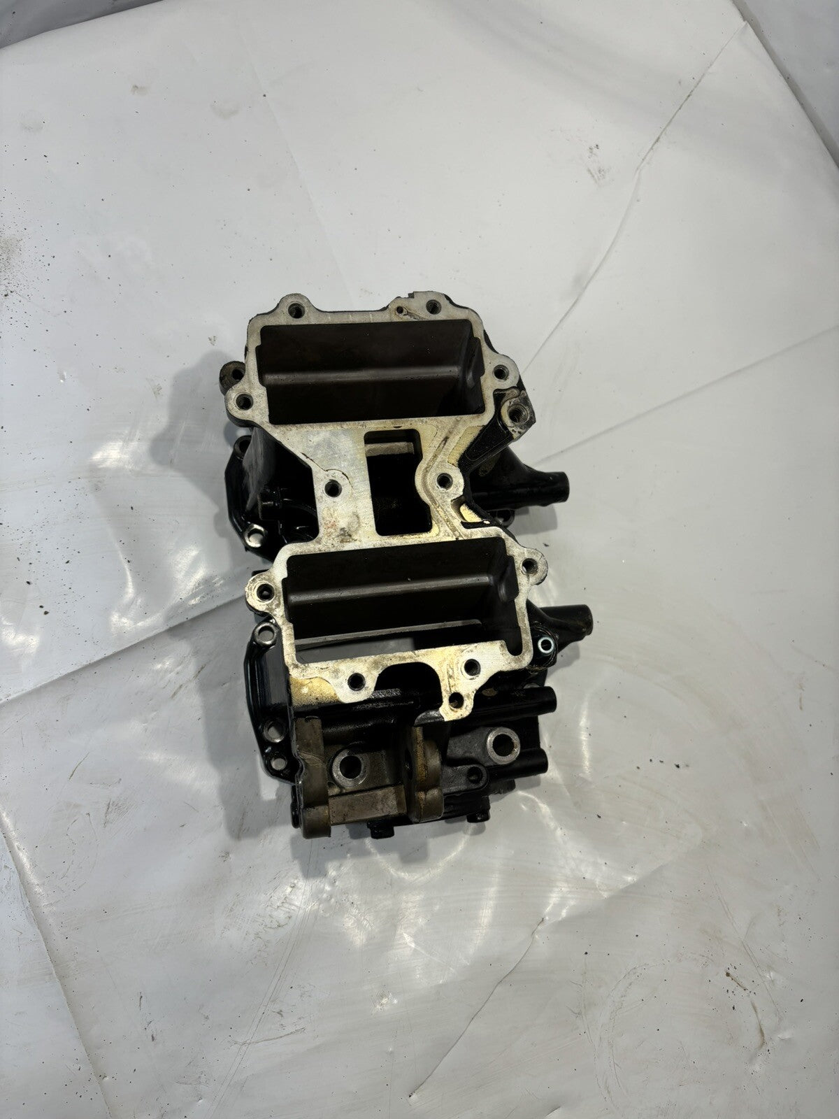 Evinrude Johnson Outboard Motor Crank INTAKE HALF Case