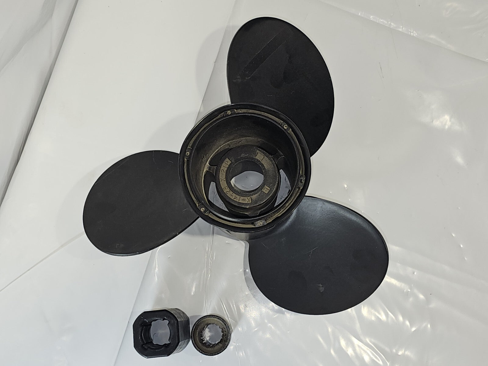 Propeller 14 1/4x21 for Mercury Mercruiser 48-832832A45 14.25" x 21" Pitch
