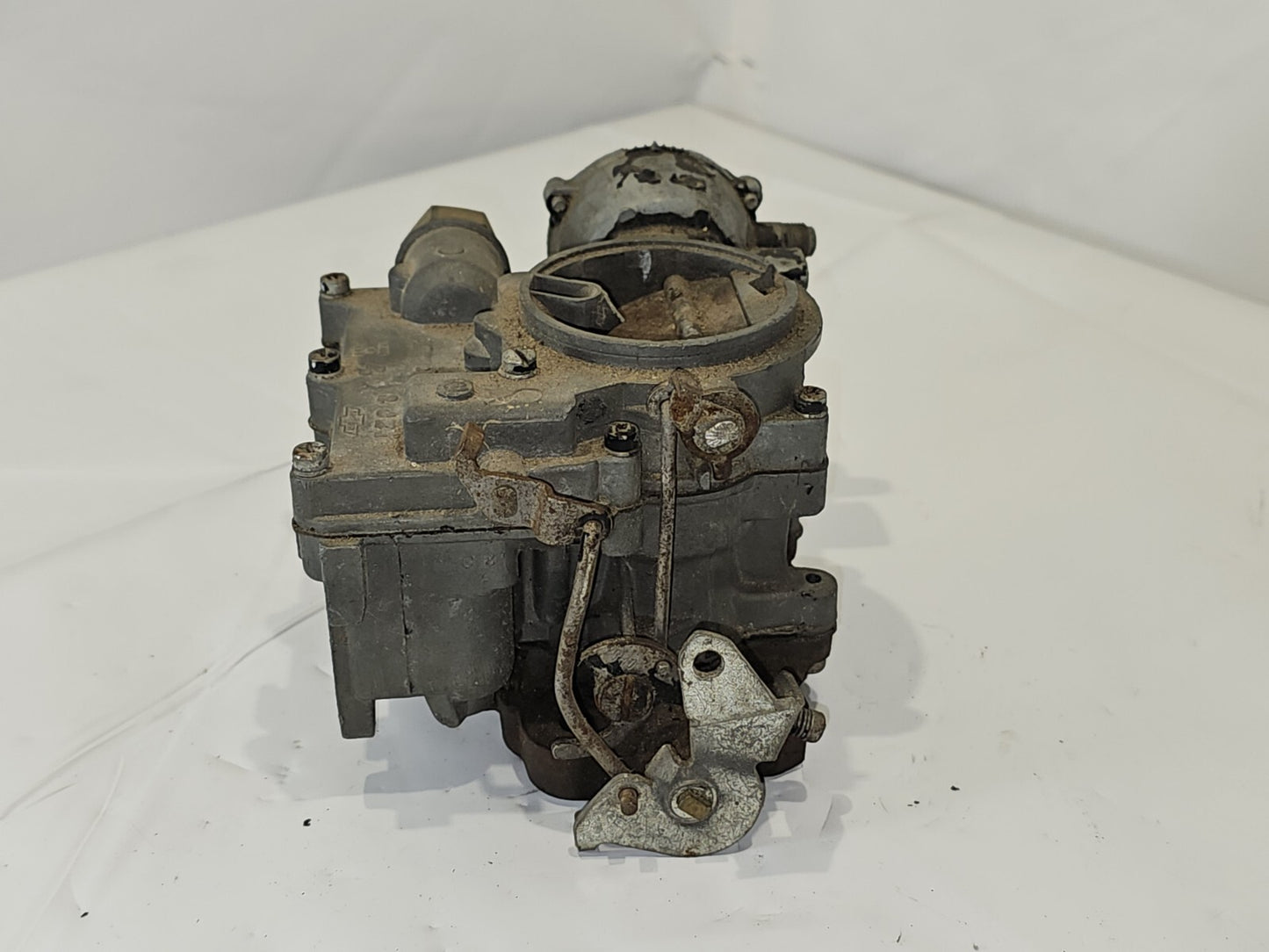 GM 2 JET CARBURETOR 7041110