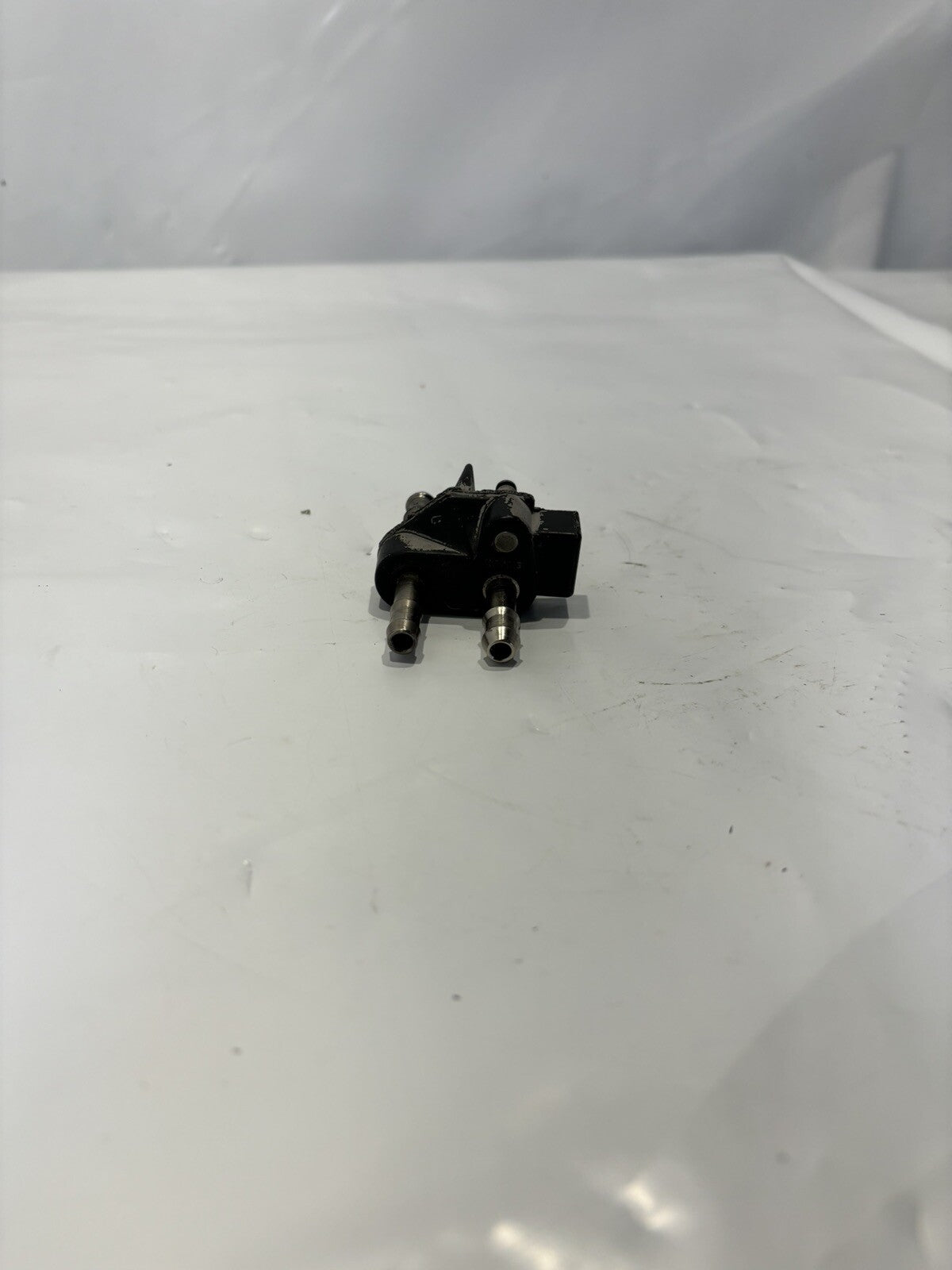 Evinrude Johnson Outboard Fuel Connector Assembly 0398229