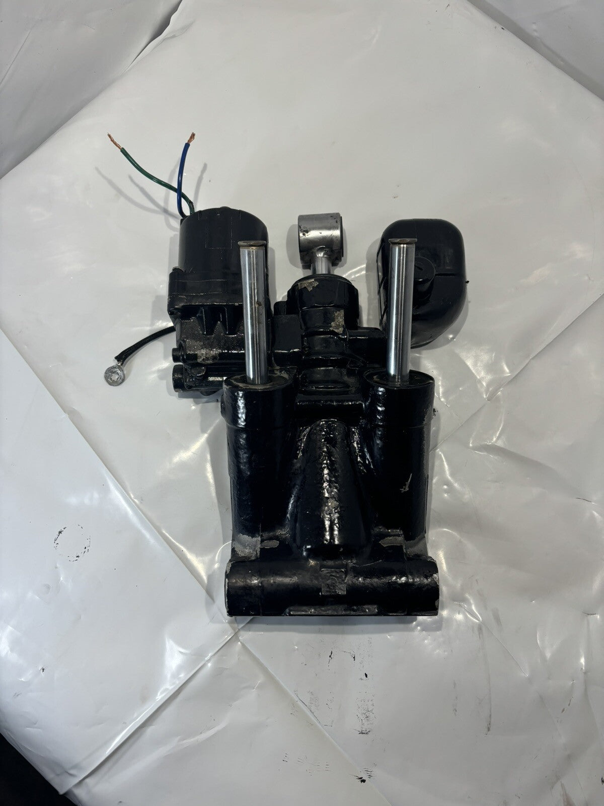 Johnson Fastrac Power Trim Tilt 5005428, 434395, 438528 60-300hp 1993-up tested