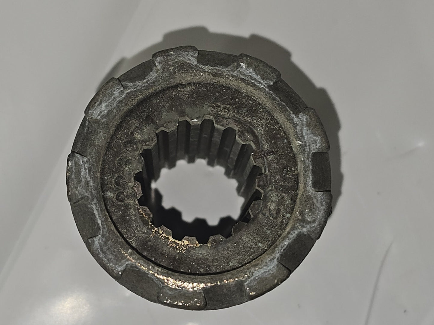 826074  Mercury Marine Propeller Hub Adaptor  15 Spline Drive Sleeve