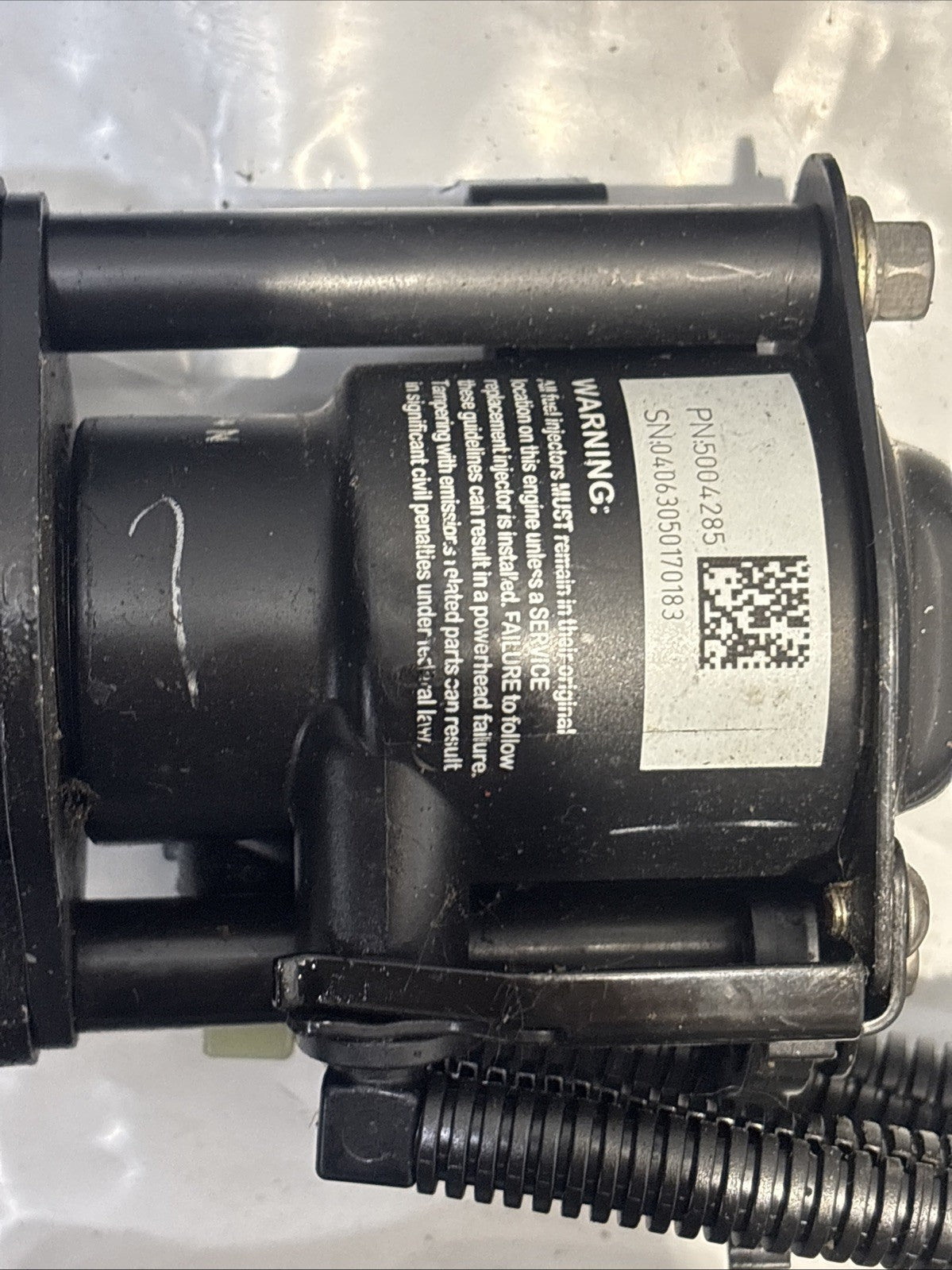 2001-2005 Evinrude Johnson Ficht 200 225 250 HP Fuel Injector Set