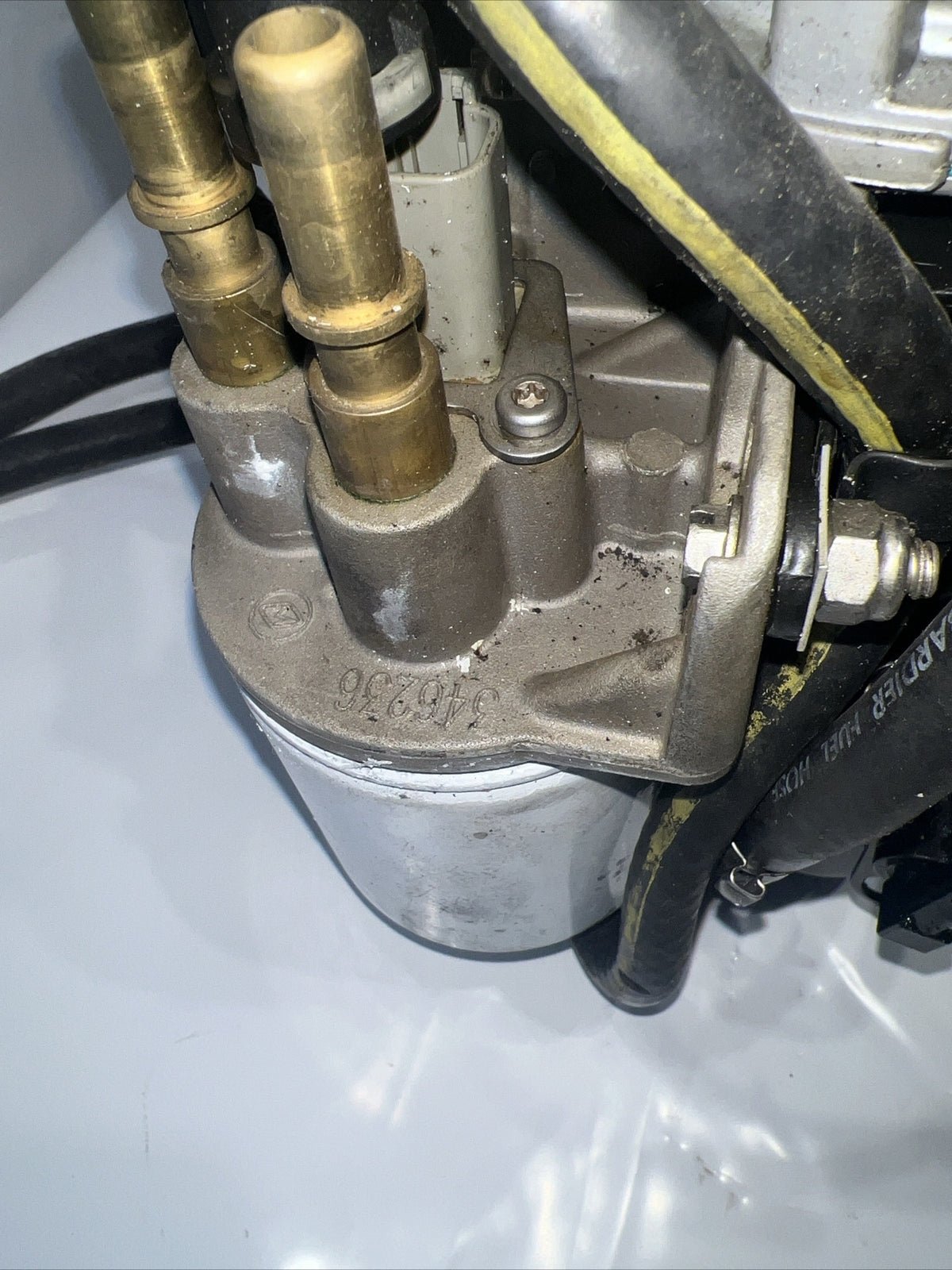 G6 Johnson Evinrude 115-250 HP Fuel Filter 502906 5009676 Housing 439633 346236