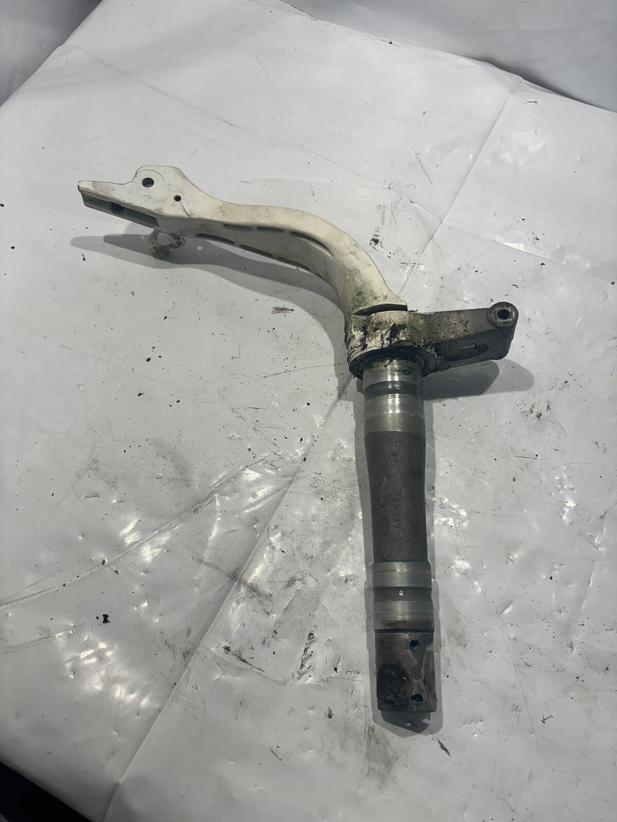 JOHNSON EVINRUDE 9.9 HP & 15 HP STEERING BRACKET 33891C 1996 & UP STEERING ARM