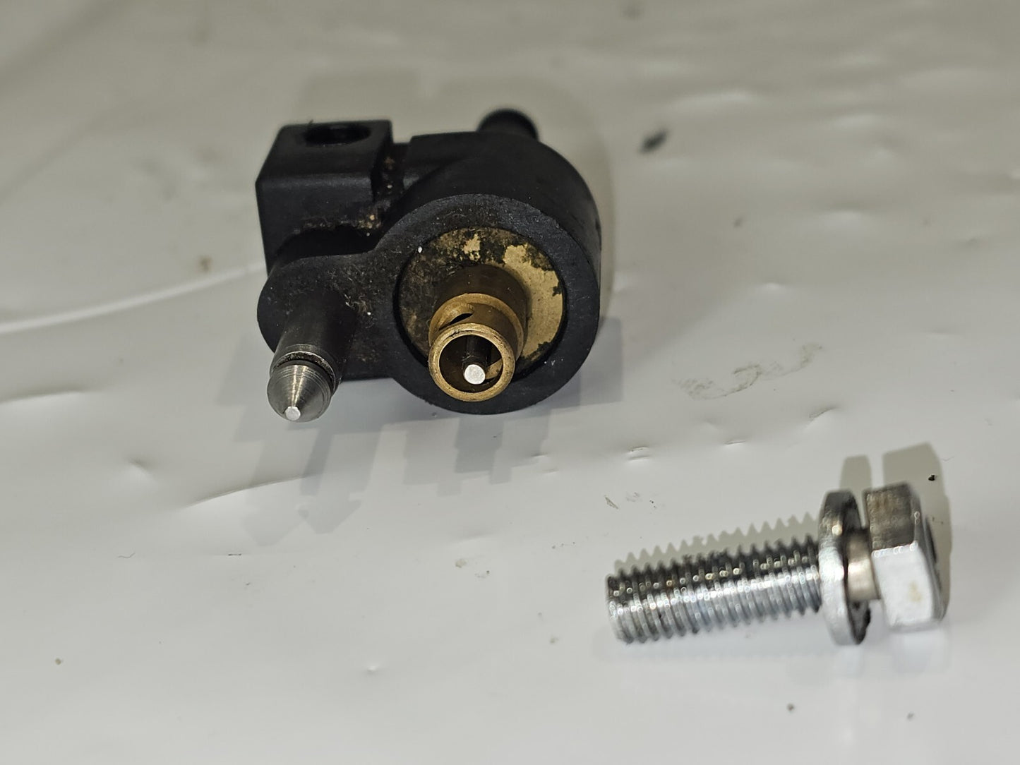 Yamaha Outboard Pro 5-50 HP FUEL PIPE JOINT COMP. 1 6G1-24304-02-00