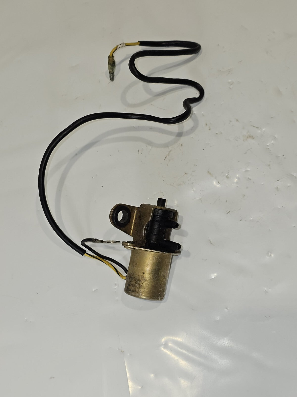 MERCURY OUTBOARD ENRICHNER VALVE AY 819503A4