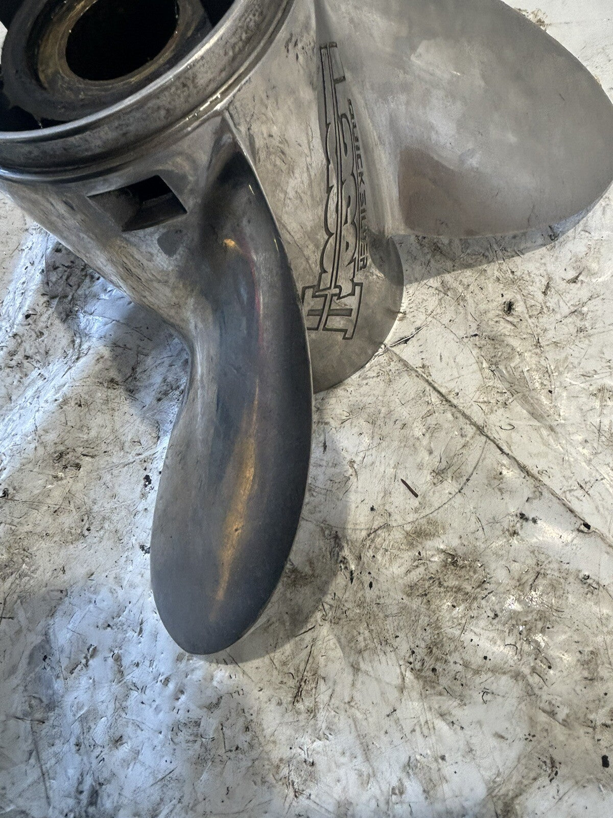 13 3/4" X 25P QUICKSILVER LASER 2 SS PROP, 48-16550-25, MERCURY 4.75", P8140