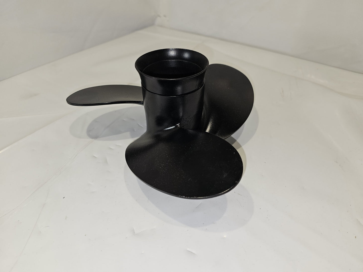 MICHIGAN WHEEL PROP 032137 9 3/4" dia. 5 1/2"P