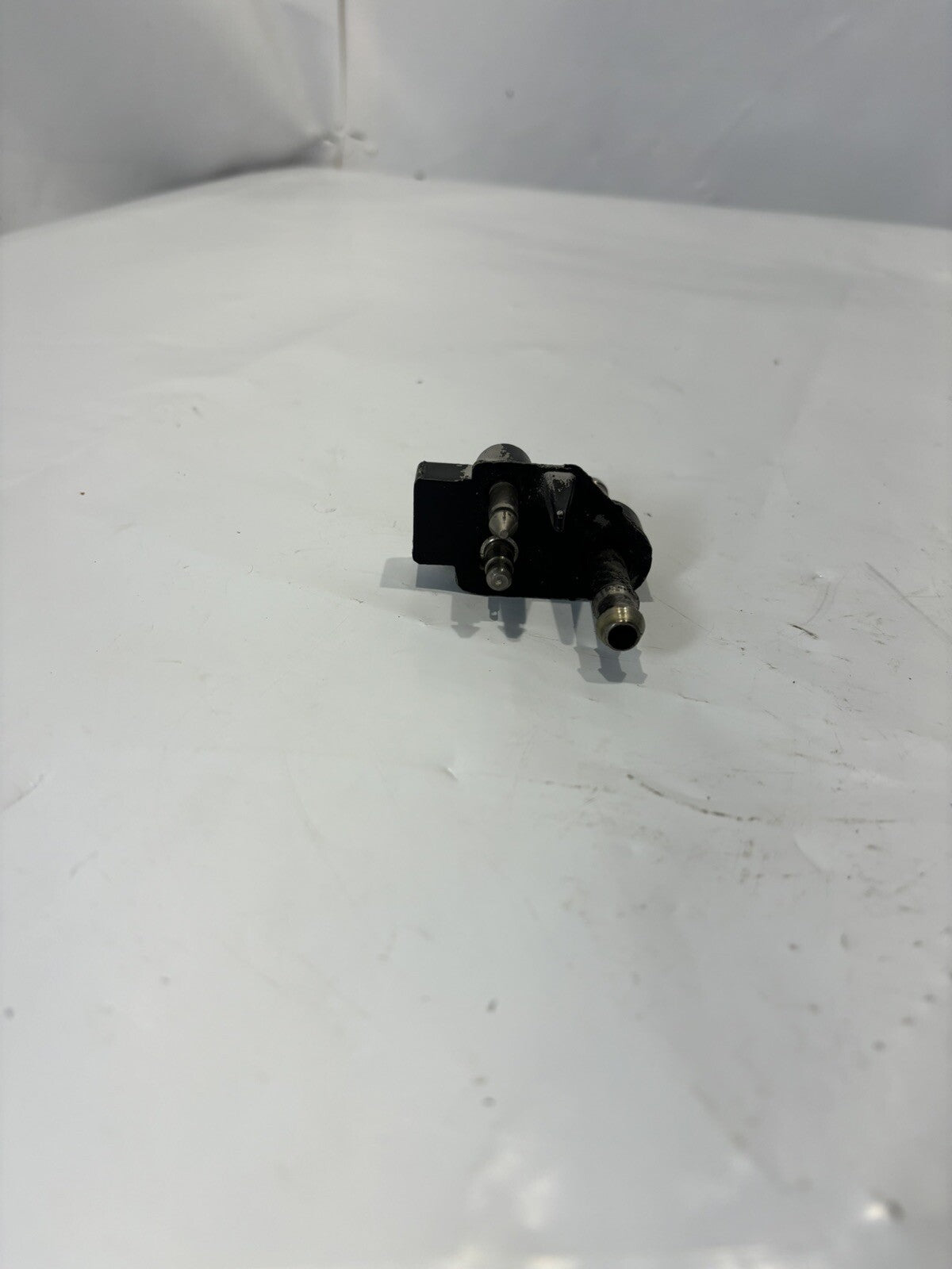 Evinrude Johnson Outboard Fuel Connector Assembly 0398229