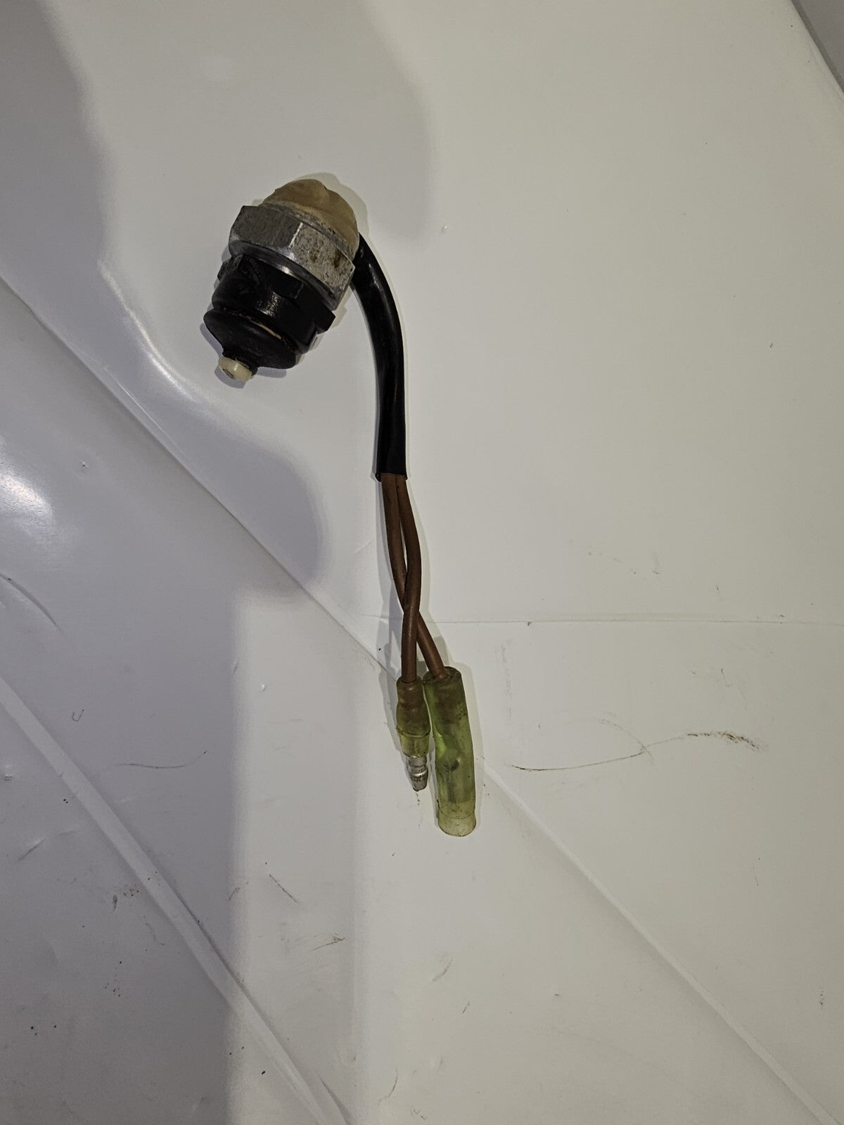 Yamaha Stop Switch Assembly 6E9-82575-02