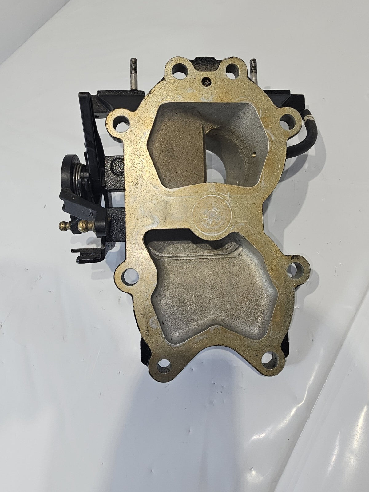 Mercury OEM  30-40 hp Induction Manifold  821371A2