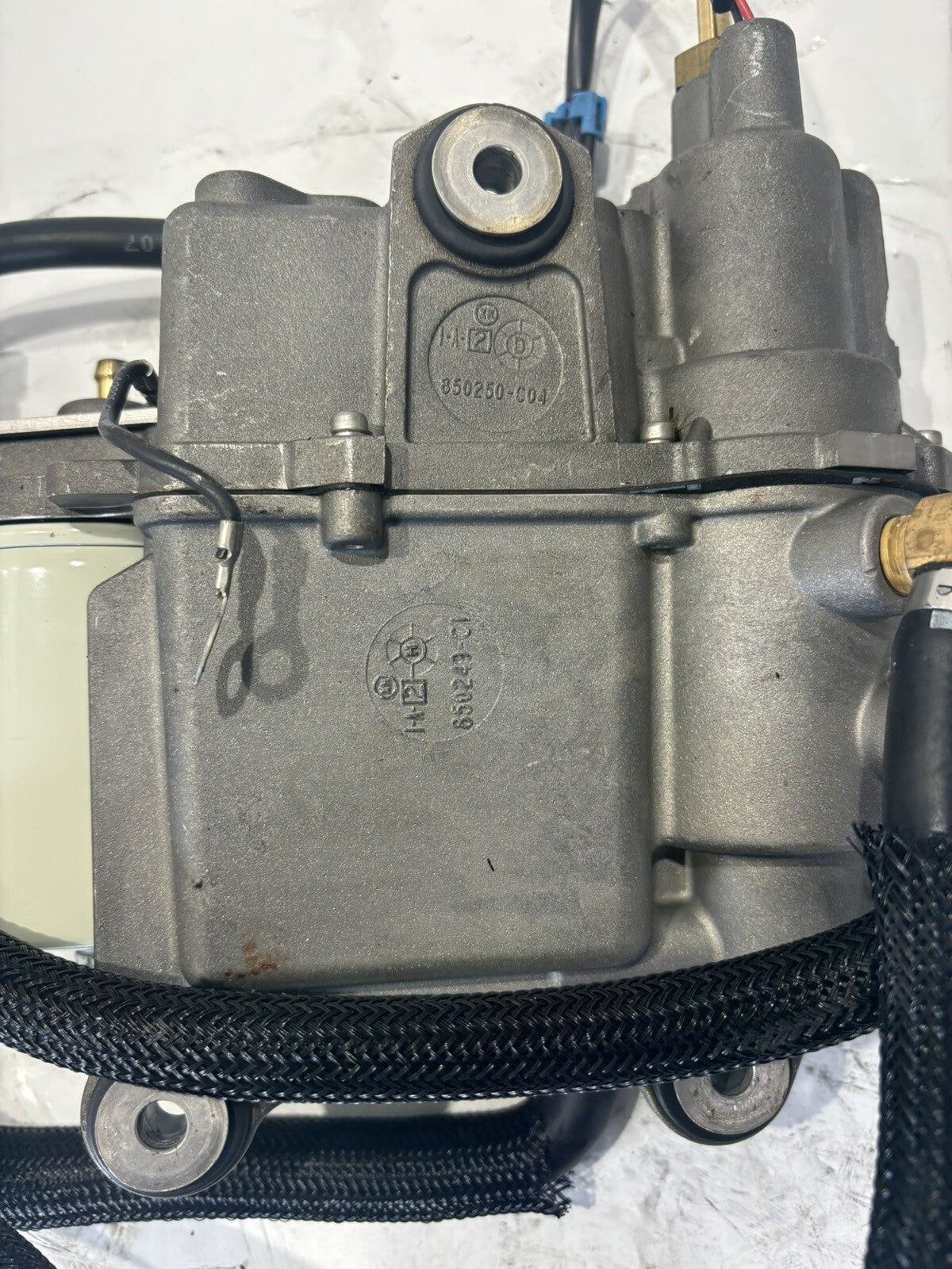 Mercury Optimax Vapor Separator 135 150 175 200 HP Off Working Motor