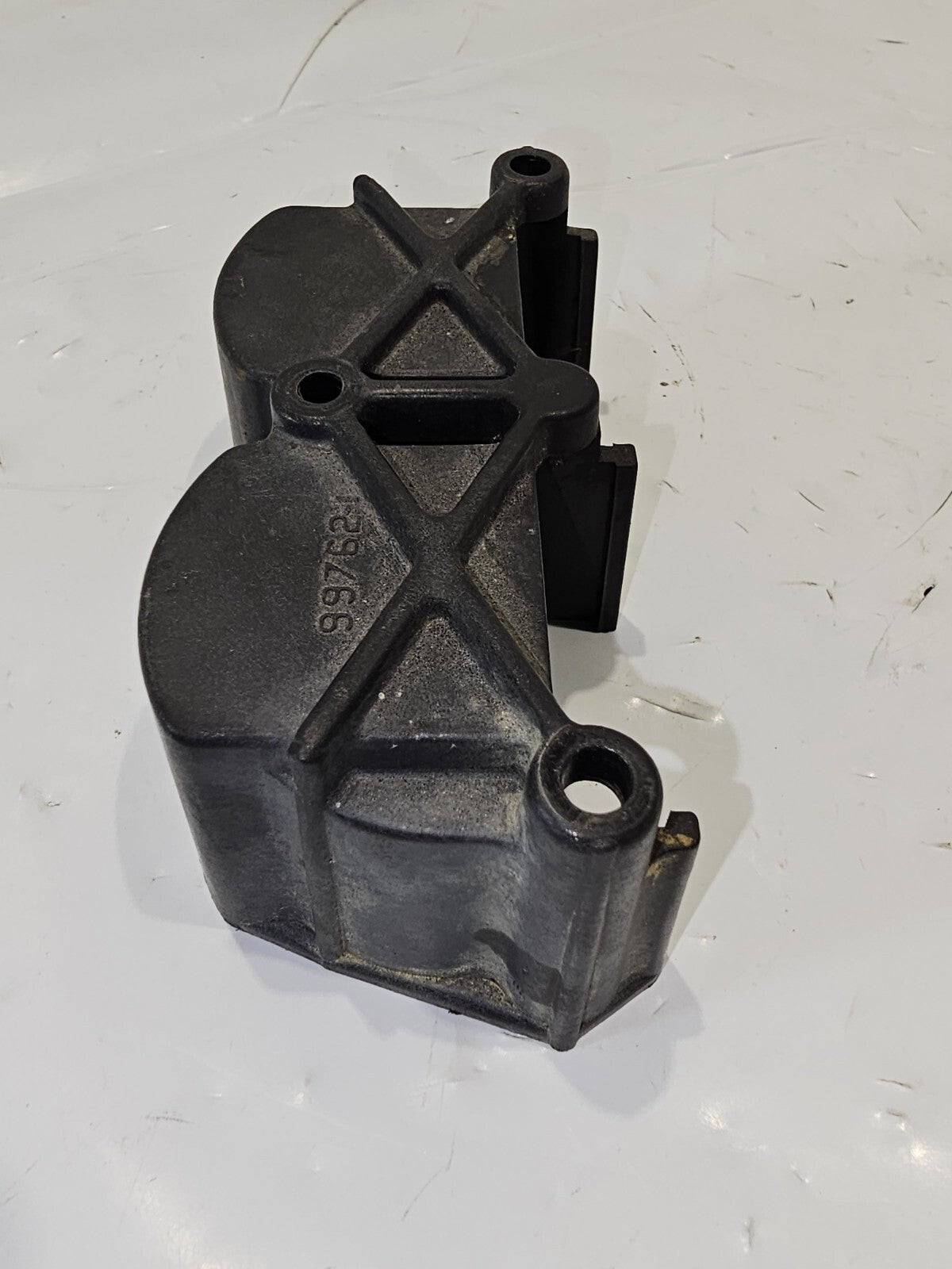 997621 Mercury Outboard Ignition Coil Cover