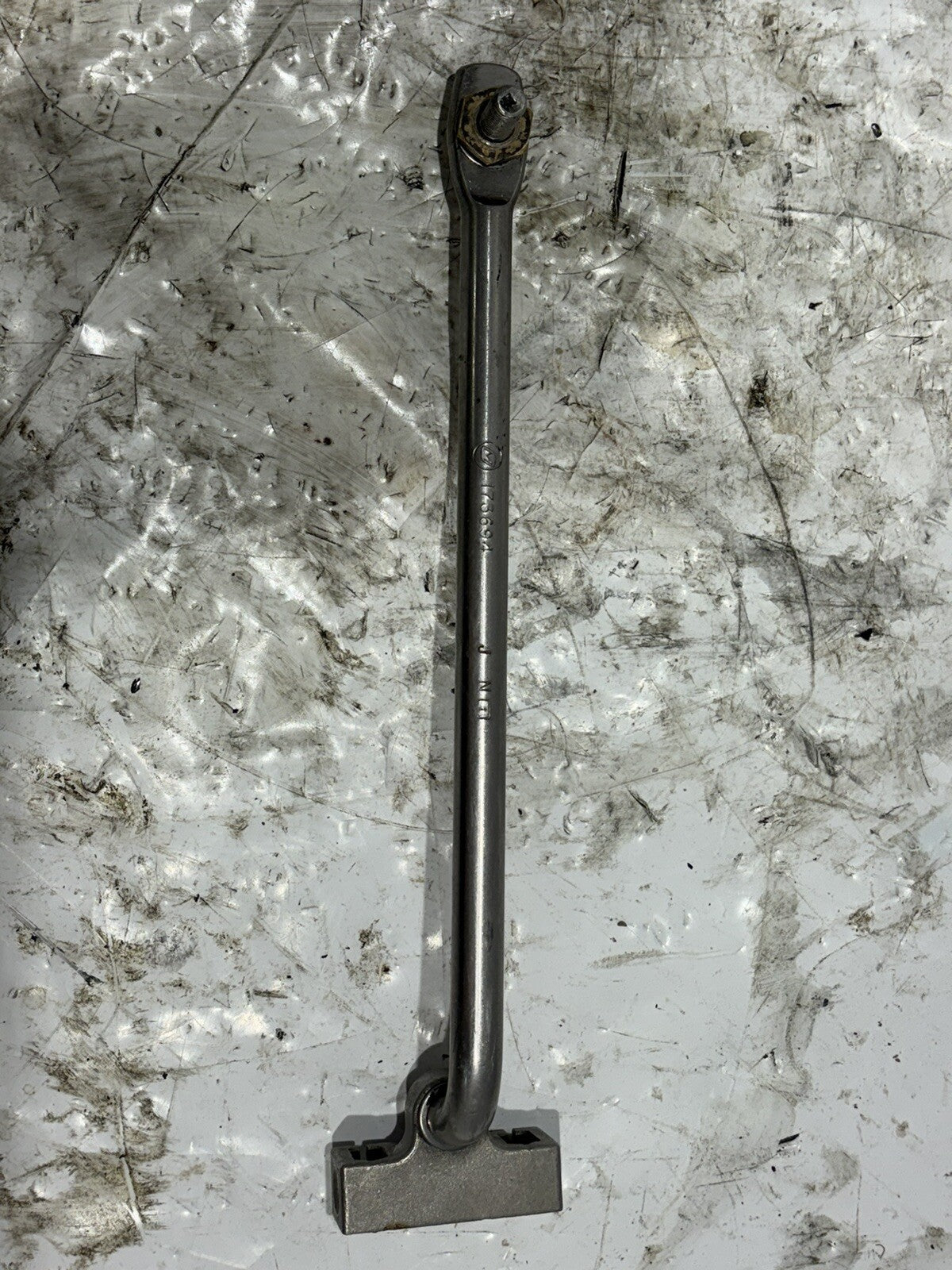 JOHNSON EVINRUDE  STEERING LINK ARM ASSEMBLY 173694