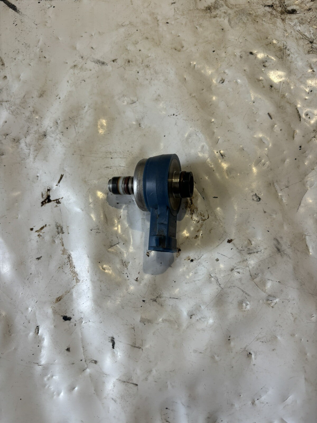 OEM MERCURY OPTIMAX BLUE AIR INJECTOR PN# 883078A3 / 8M6001743 (B-29-6)