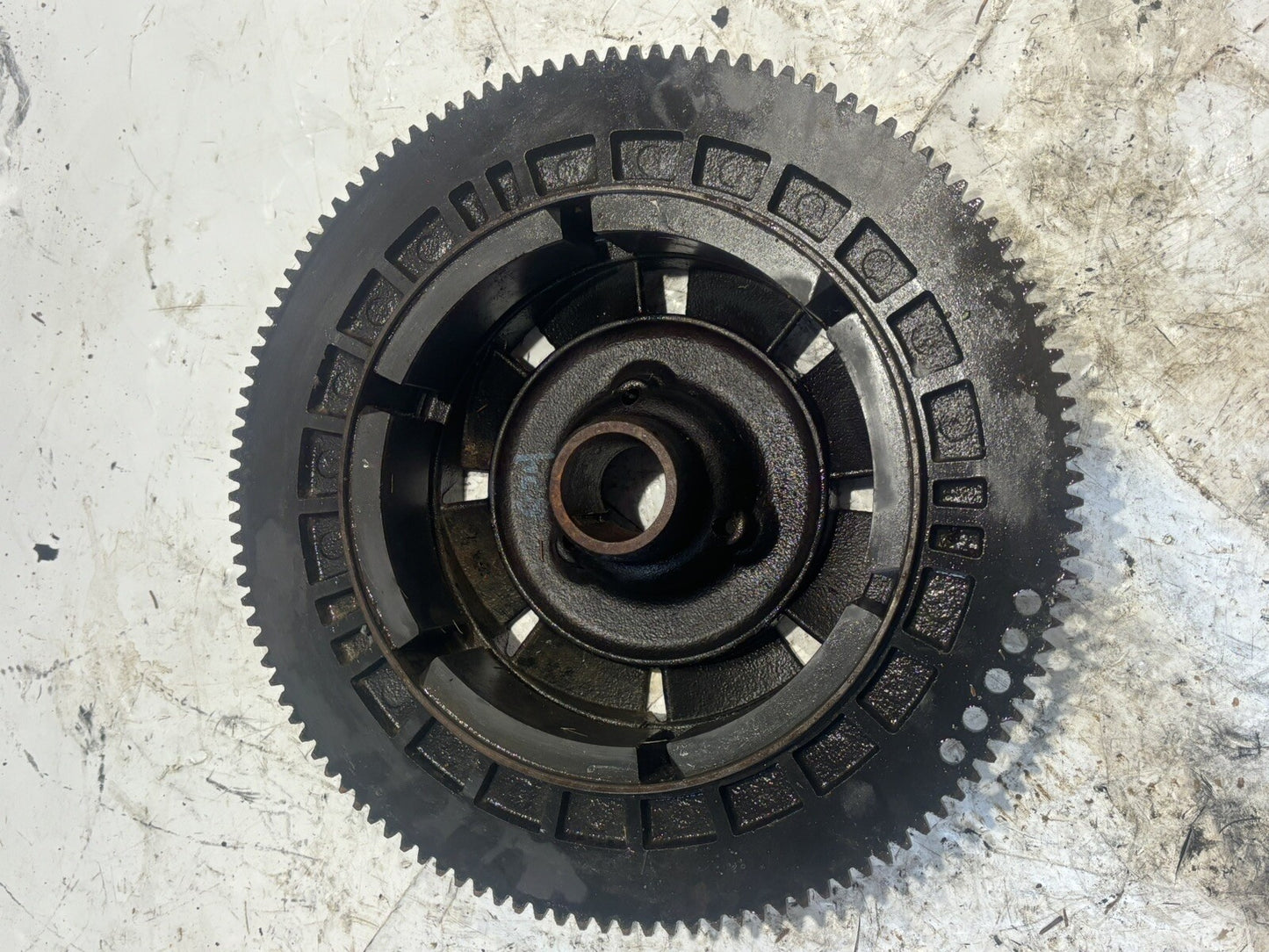 Johnson Evinrude 1999 FICHT Flywheel 200 225 HP V6 120T