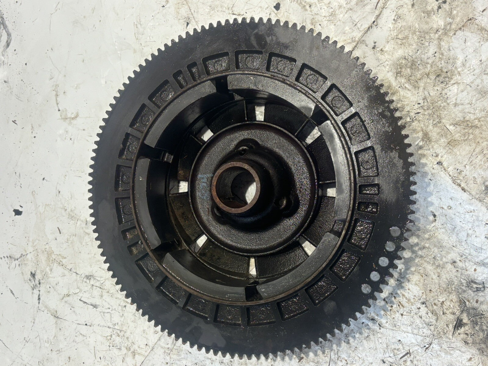 Johnson Evinrude 1999 FICHT Flywheel 200 225 HP V6 120T