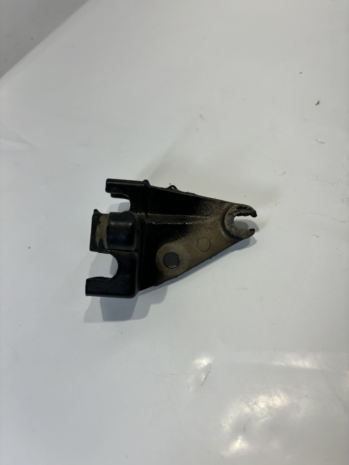 Johnson Evinrude Outboard Anchor Bracket 0333766