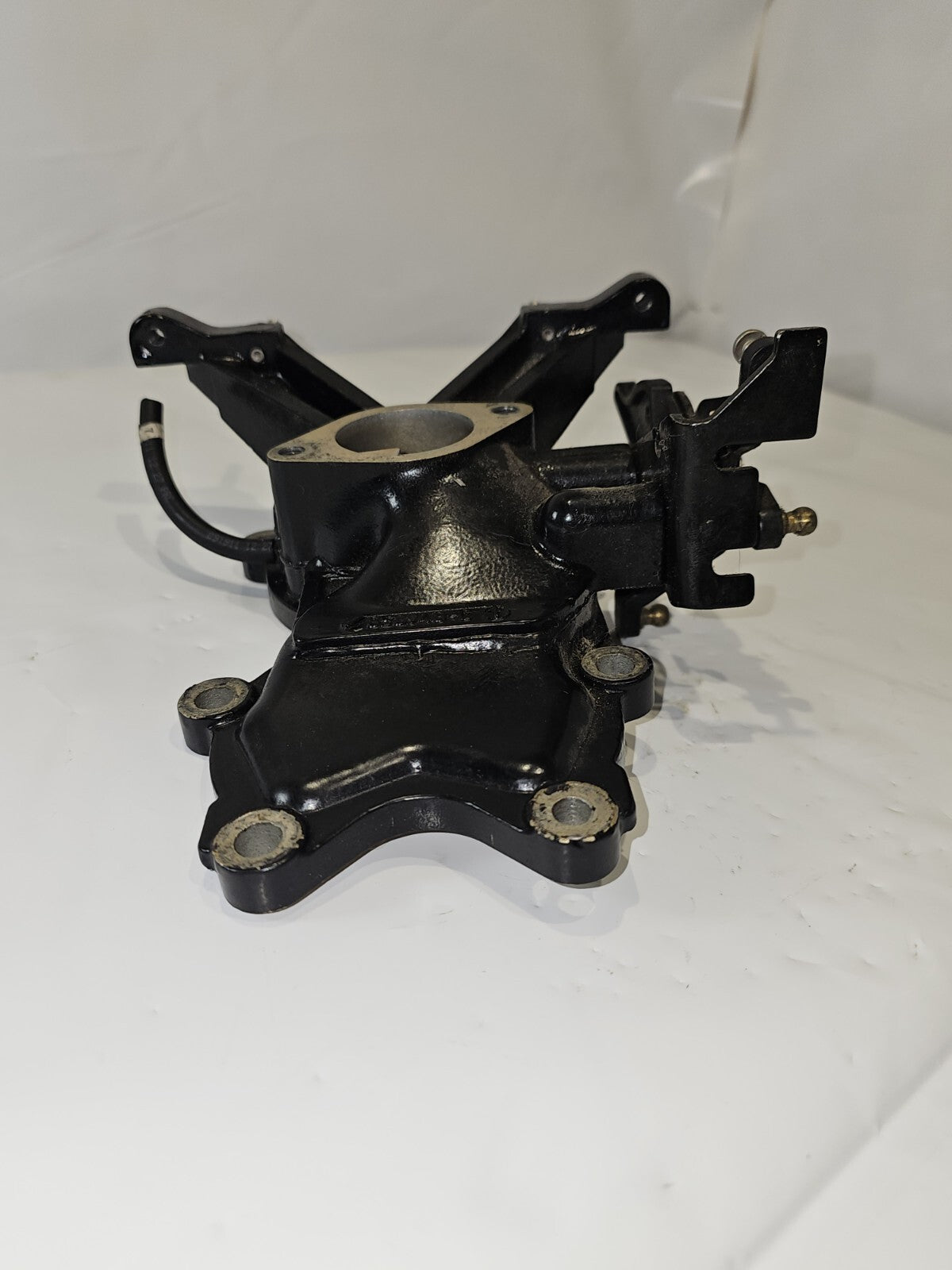Mercury OEM  30-40 hp Induction Manifold  821371A2