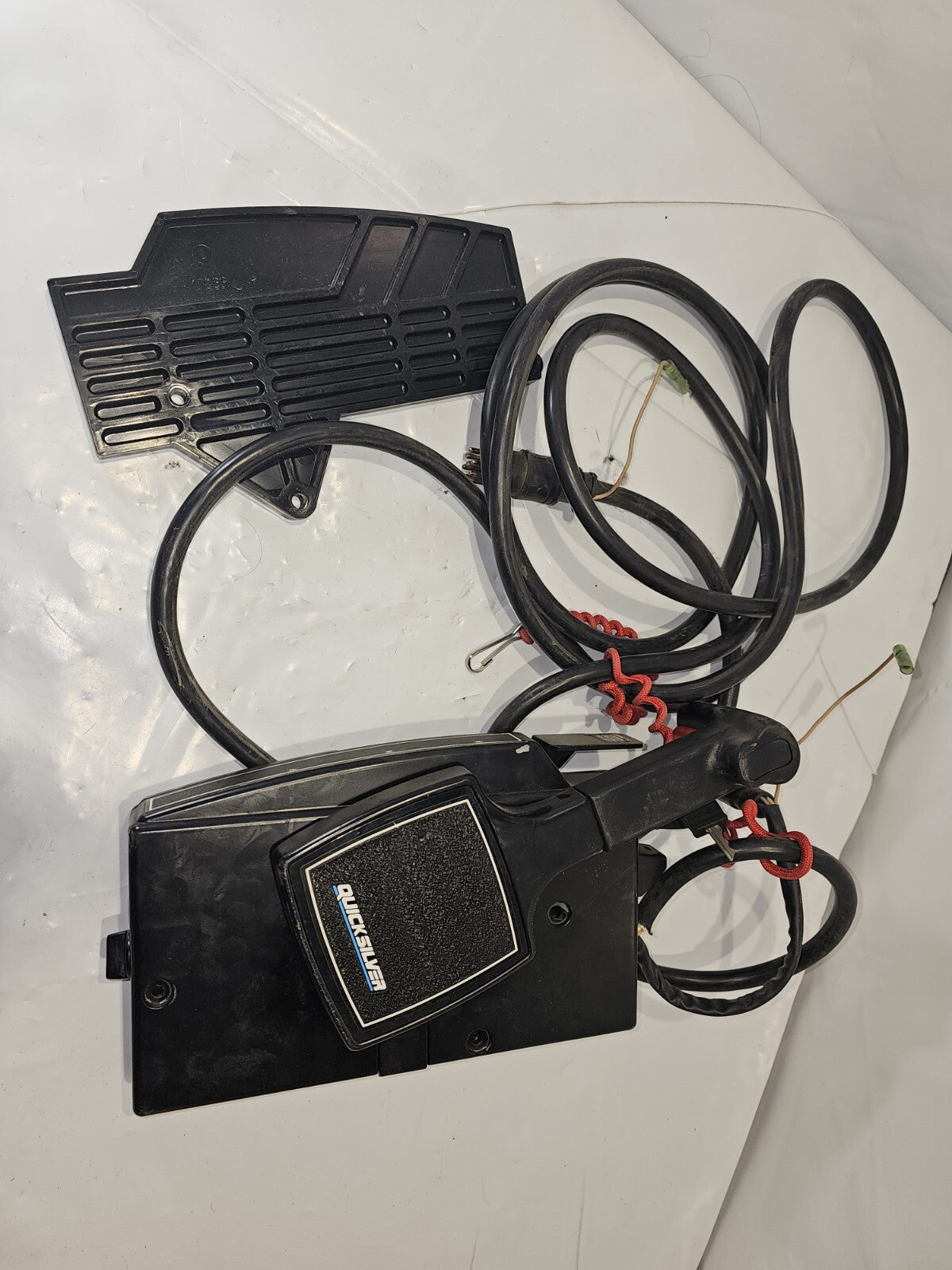 16904A15 Mercury Marine Quicksilver 20/25 H.P. O.E.M. Remote Control #2