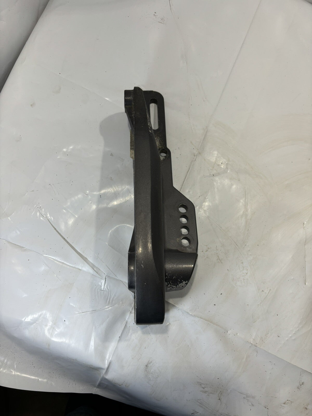 Evinrude Johnson Port Left Stern Bracket Clamp  0333621
