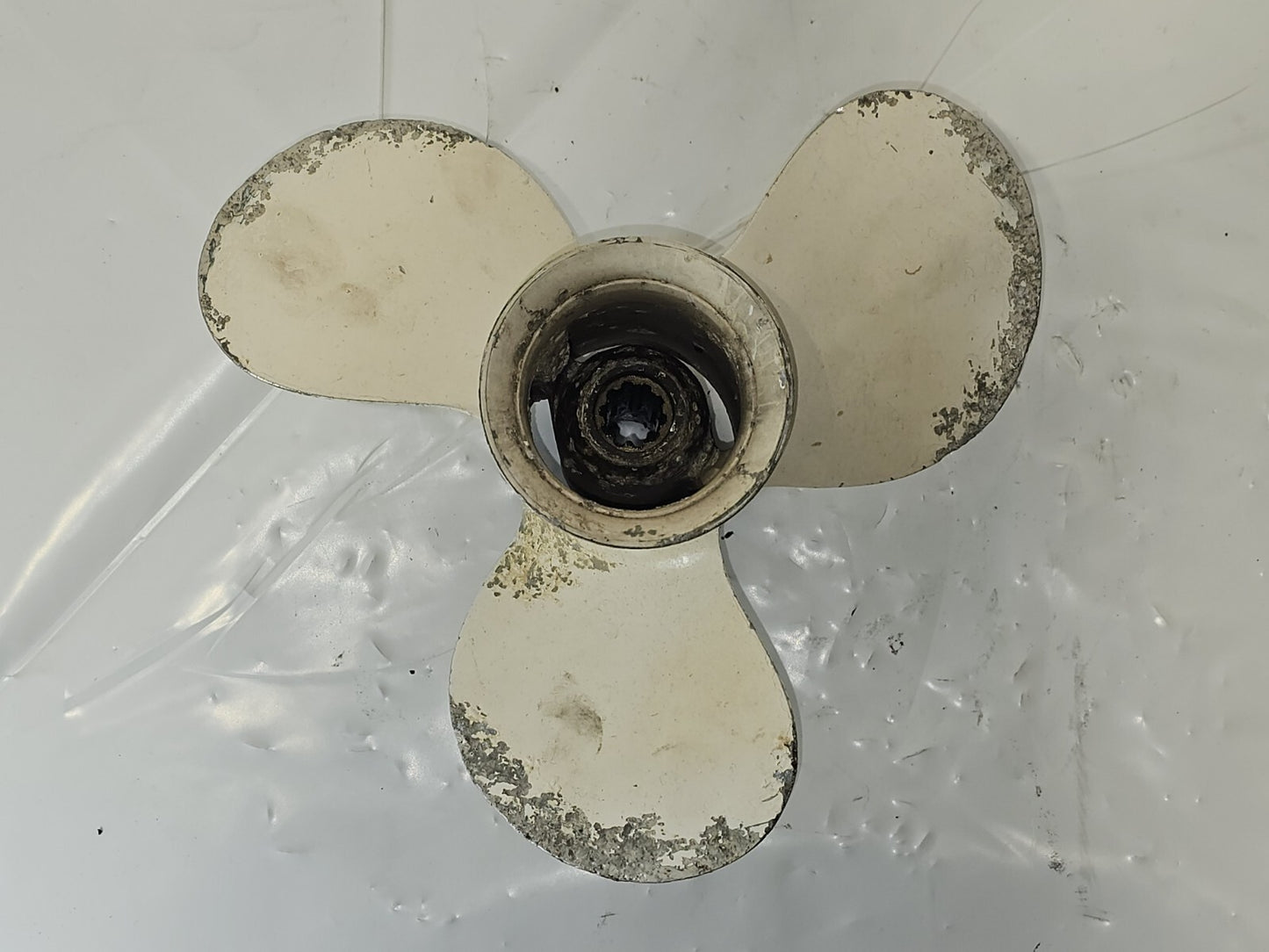 9 7/8 x 9  Boat Propeller Fit Yamaha 25-30 HP 10 Spline 664-45947-01-EL, RH