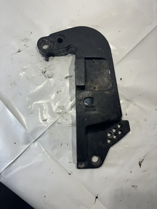 JOHNSON EVINRUDE STERN BRACKET STARBOARD 0351922
