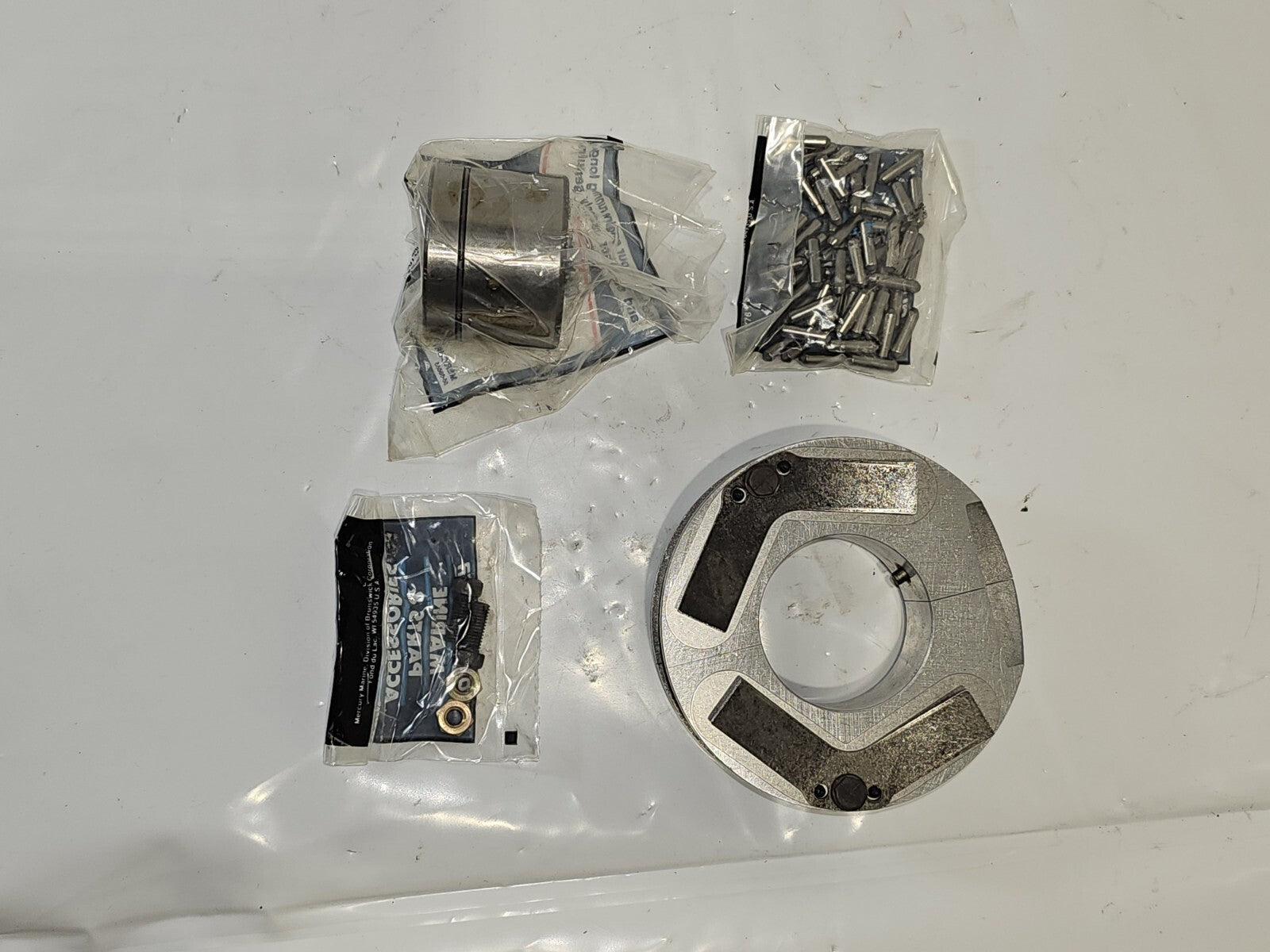 Mercury Quicksilver 542-7509A 3 Main Bearing OEM New Factory Boat Parts