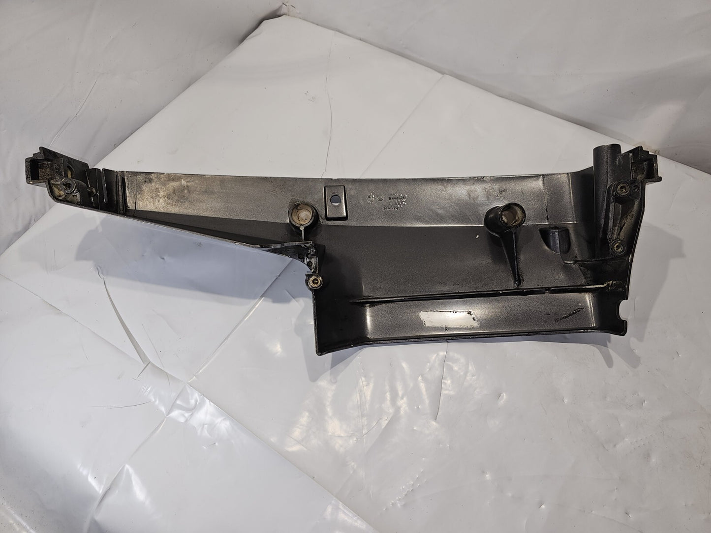 344374 LOWER MOTOR COVER GREY OMC/JOHNSON/EVINRUDE