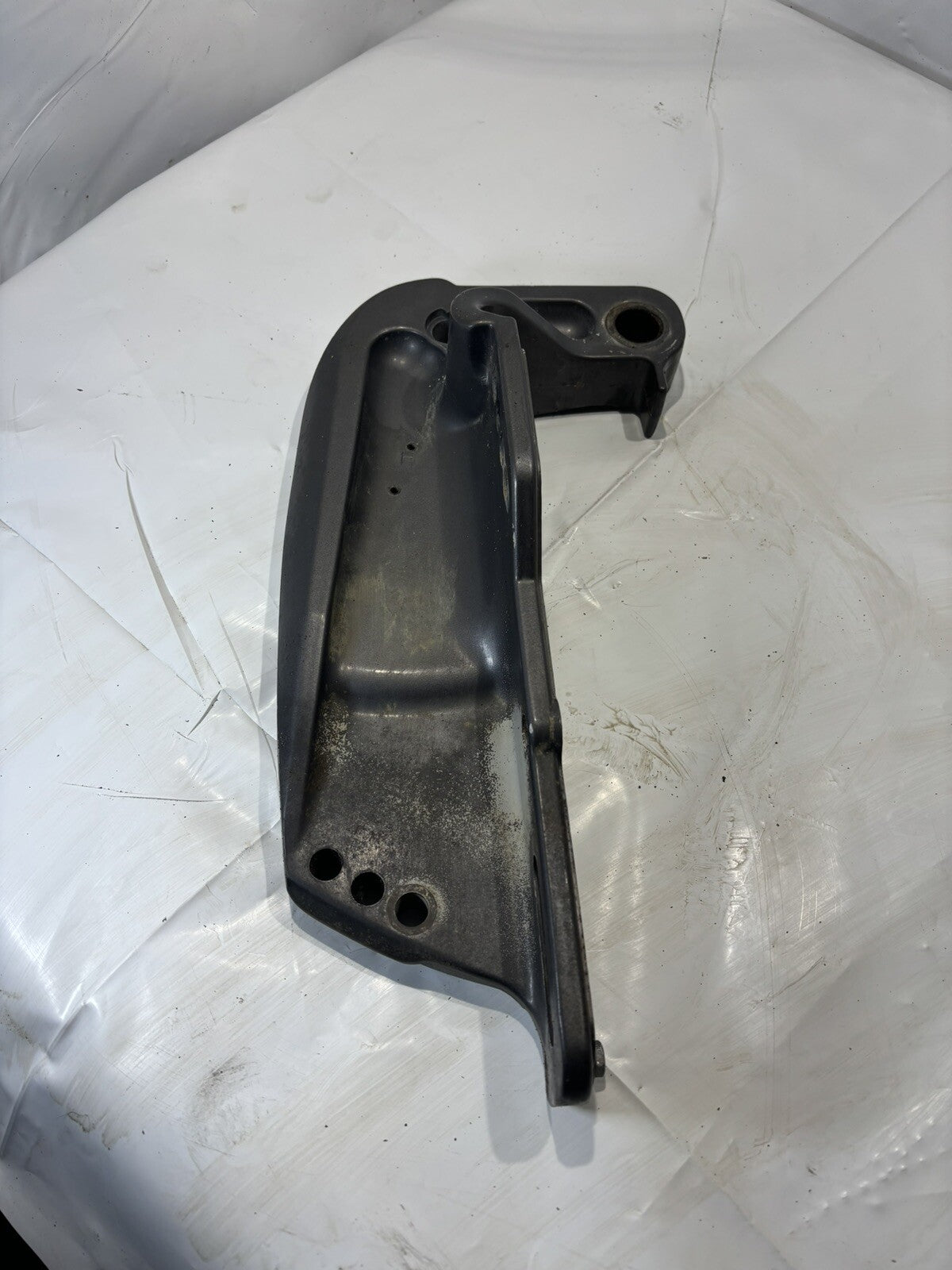 Evinrude Johnson Outboard Starboard Stern Bracket 0333624