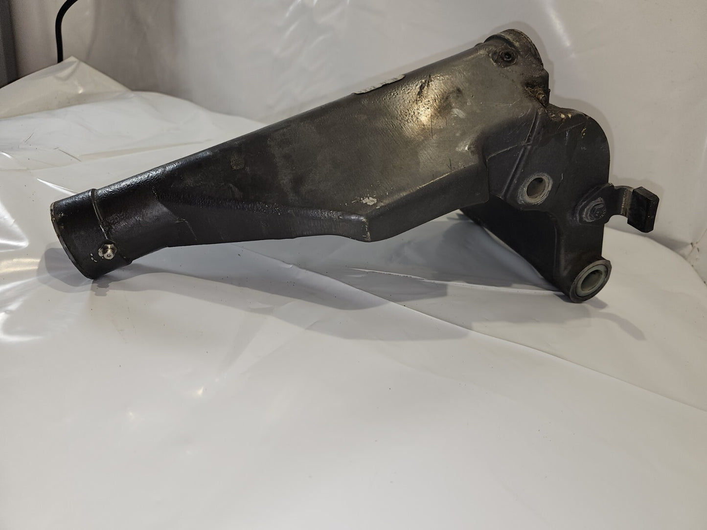 0332440 0350642 SWIVEL BRACKET OMC/JOHNSON/EVINRUDE