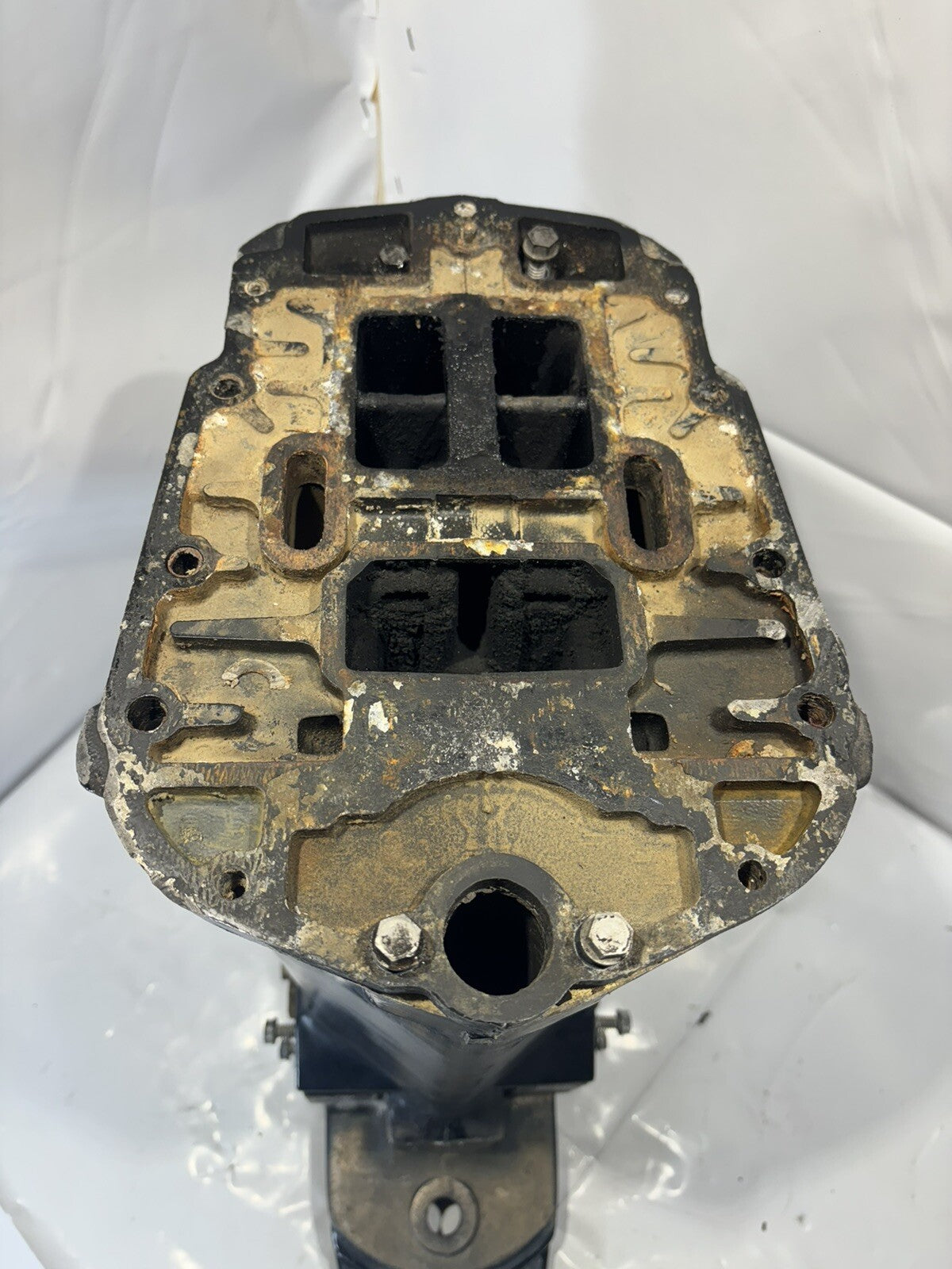 Evinrude Johnson Exhaust Housing 340824