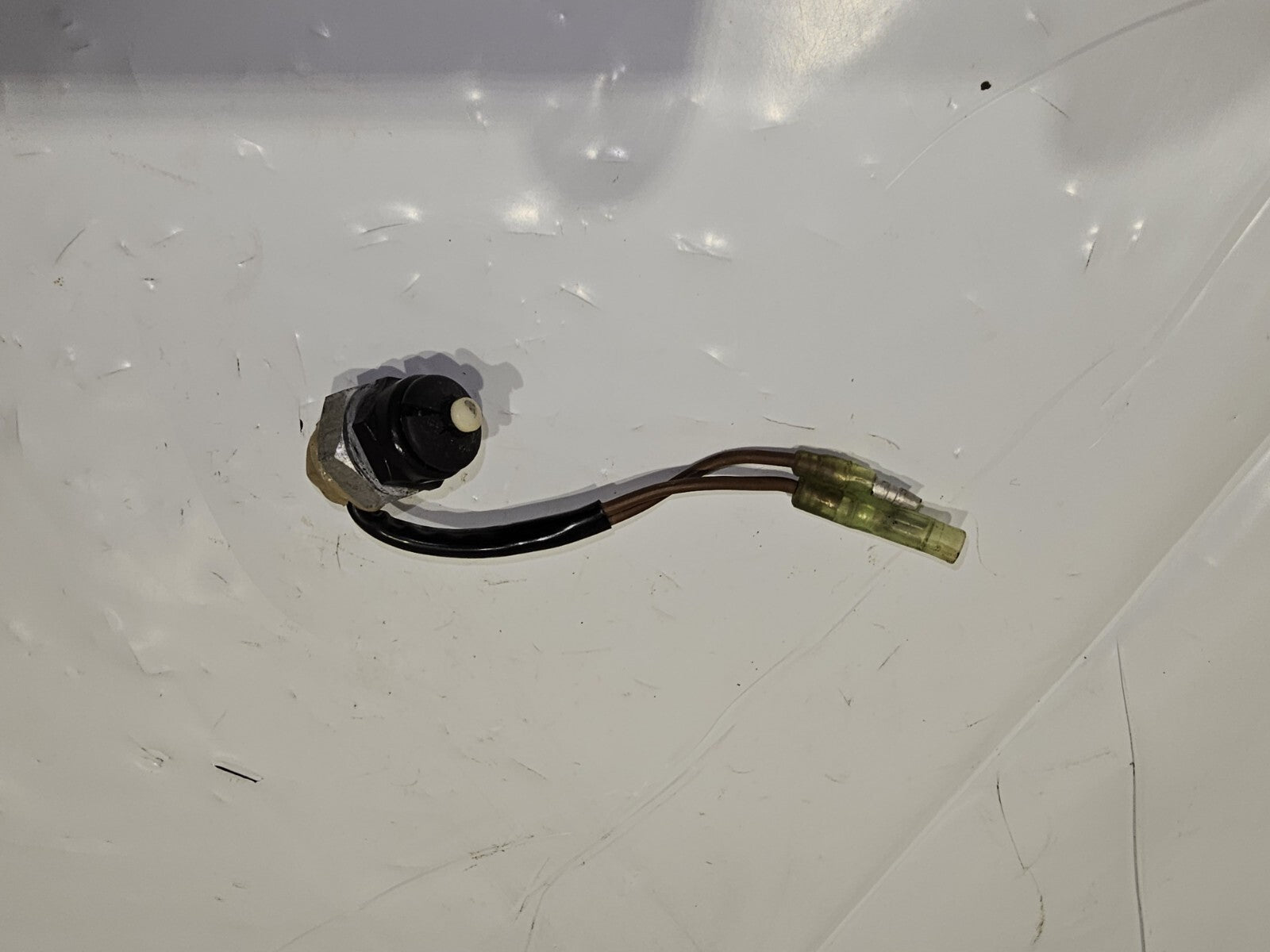 Yamaha Stop Switch Assembly 6E9-82575-02