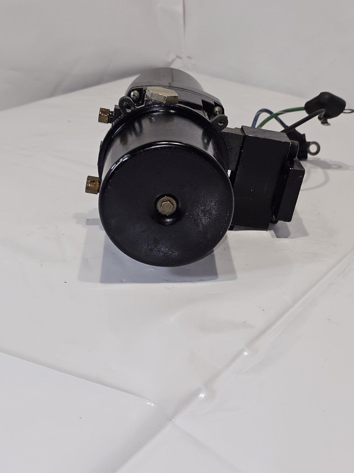 Arco Marine Tilt/Trim Pump Assembly