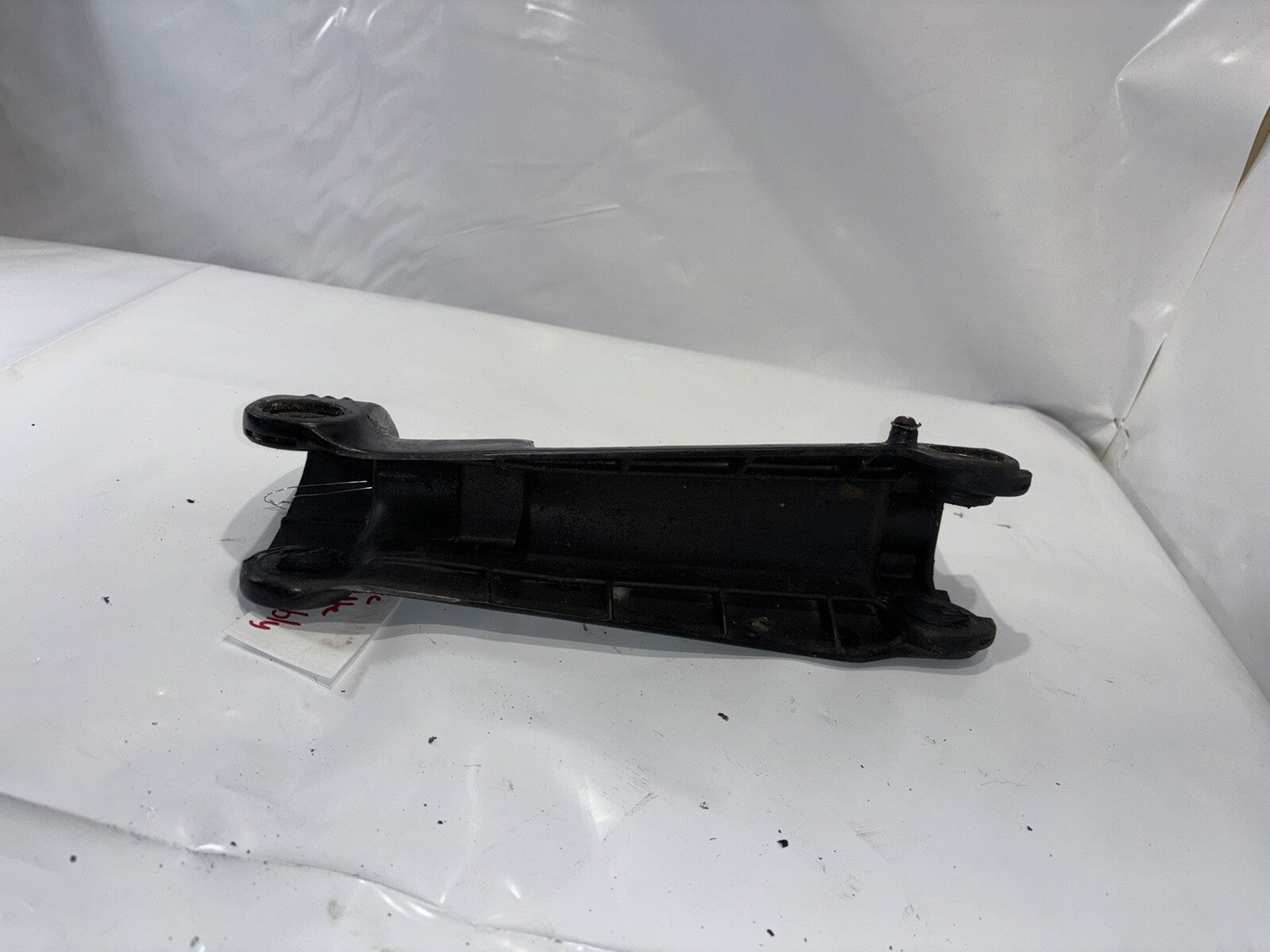 Mercury 60/75/110 8448A2 Midsection SADDLE 6-7.5-9.8 HP