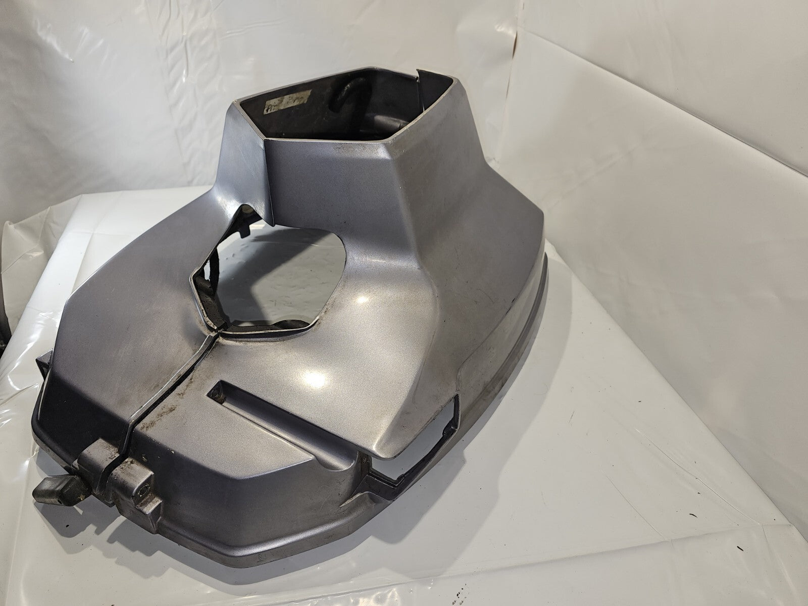 433338 433339 Johnson Evinrude 1991-2001 Lower Engine Cowl Set 90 100 105 115 HP